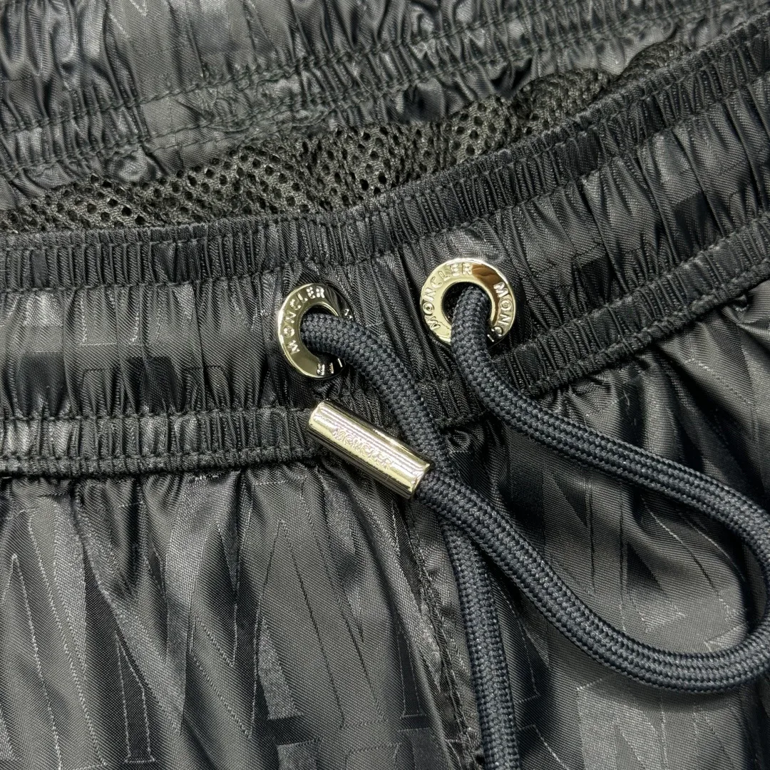 Шорты Мужские Moncler 11399596