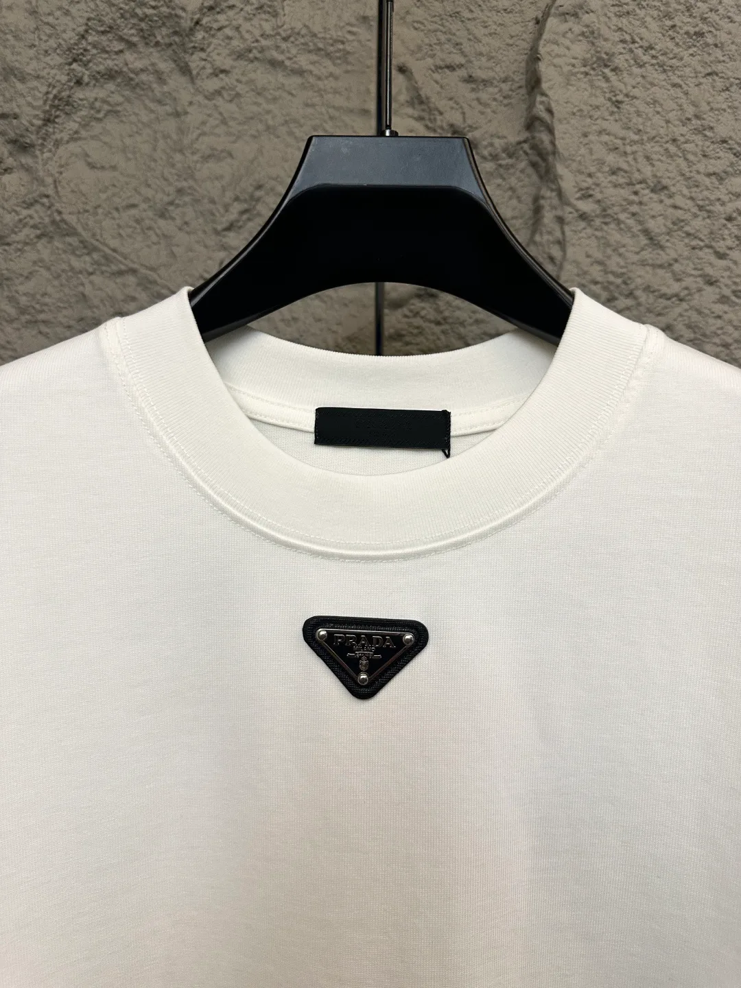 Футболки Женские Prada 13127506