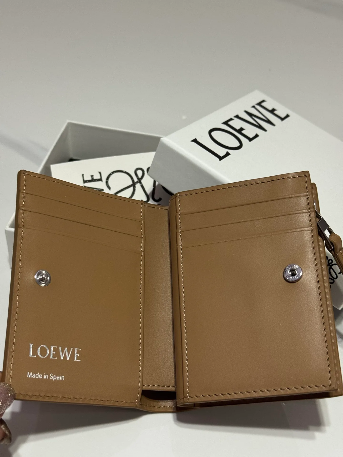 Клатчи Женские Loewe 11839241