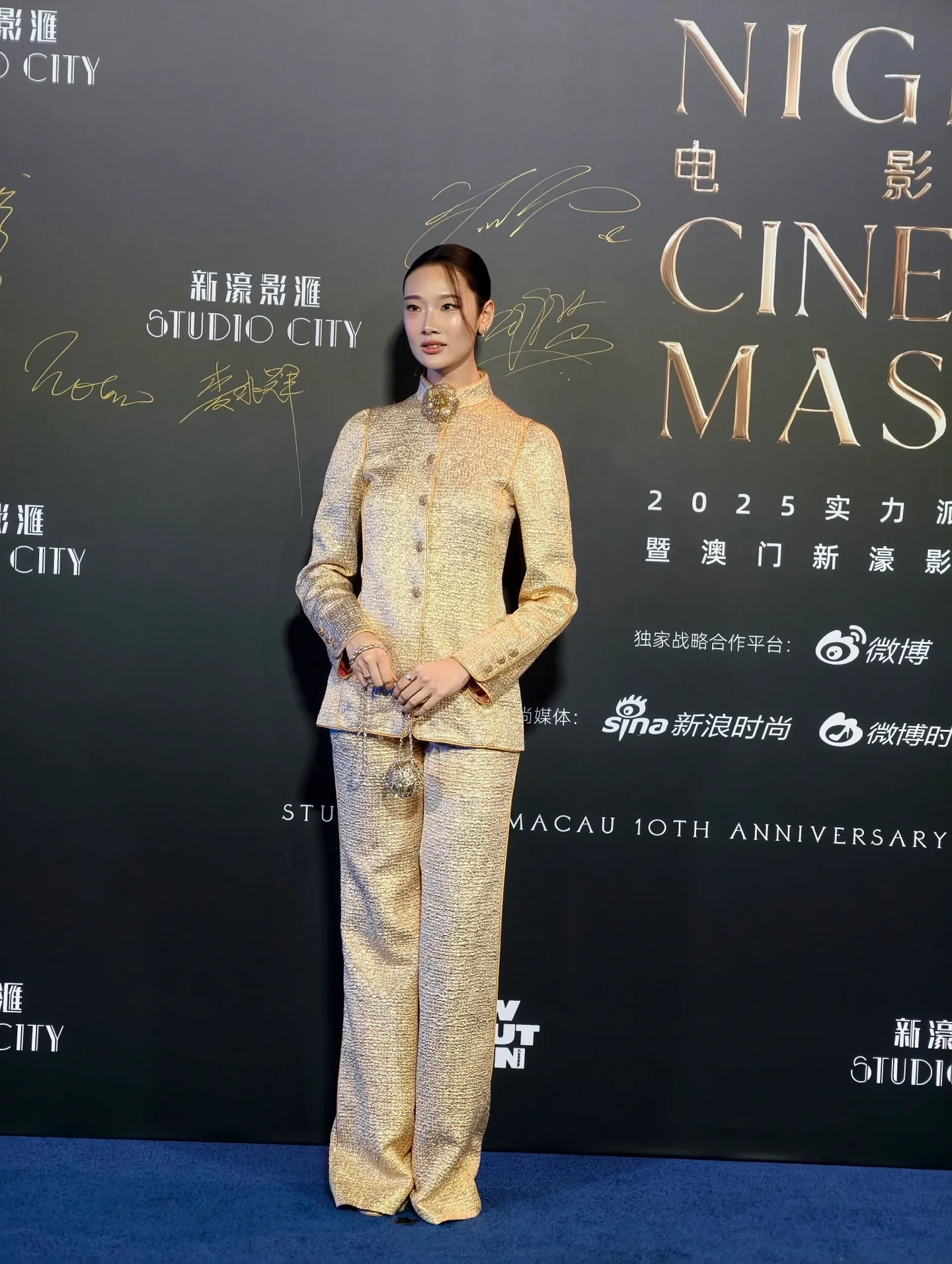 Костюмы Женские Chanel 2999658