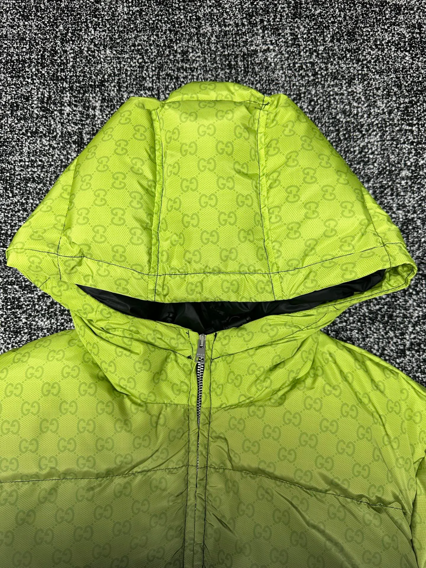 Куртки И Пуховики Женские Gucci 412859