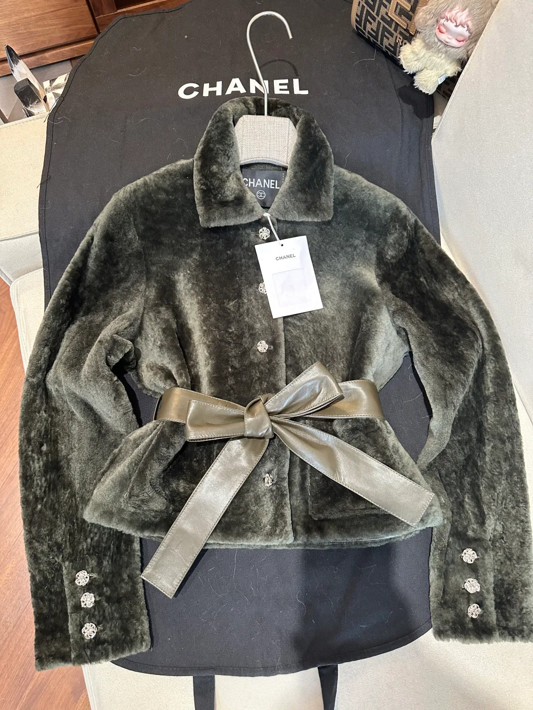 Кожаные Куртки И Дублёнки Женские Chanel 19134534