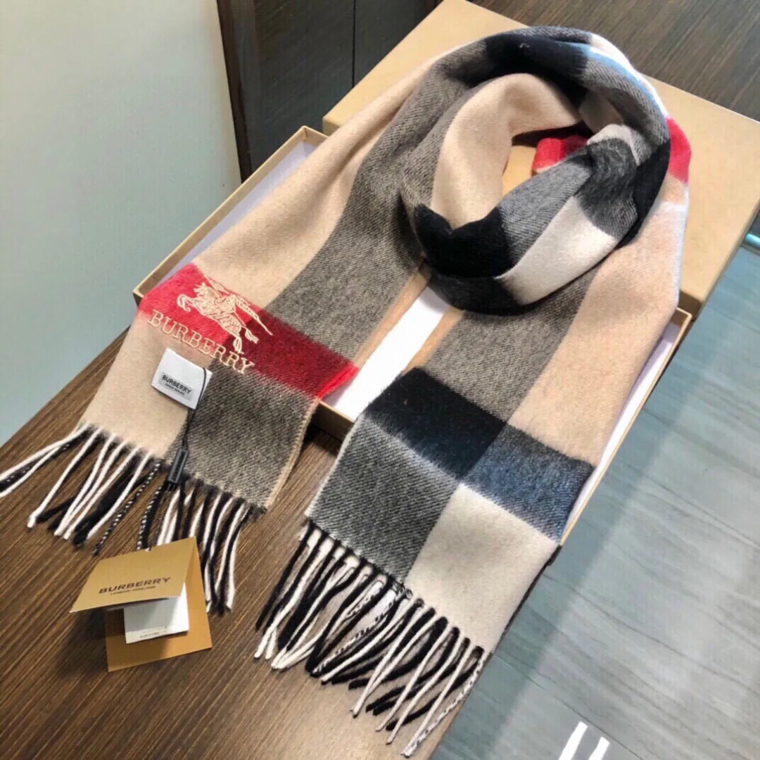Шарфы Burberry 588319