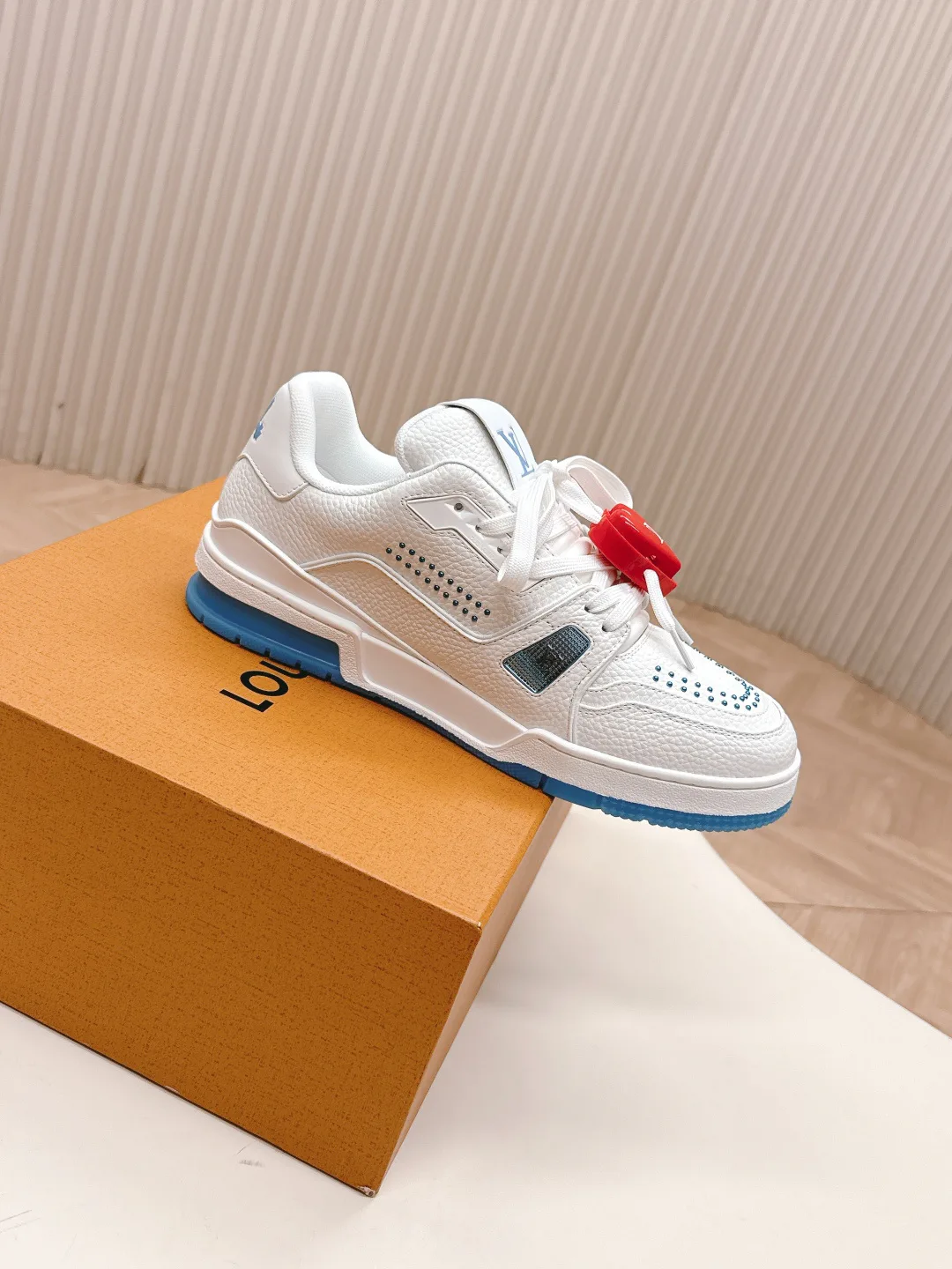 Кроссовки Женские Louis Vuitton 265243