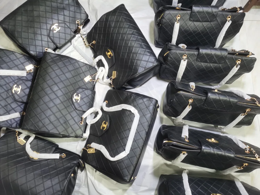 Дорожные Сумки Женские Chanel 11429540