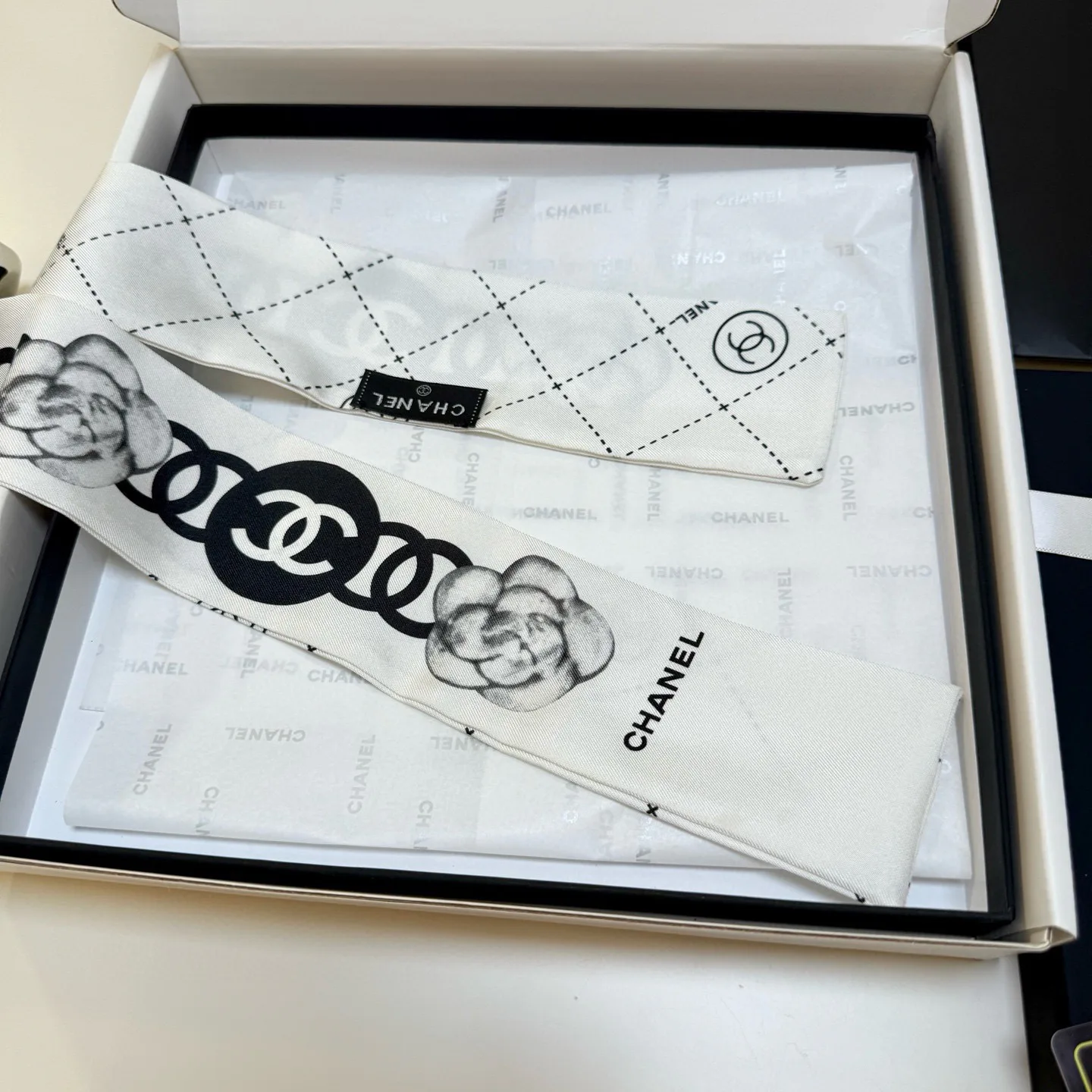 Платки Chanel 11568177