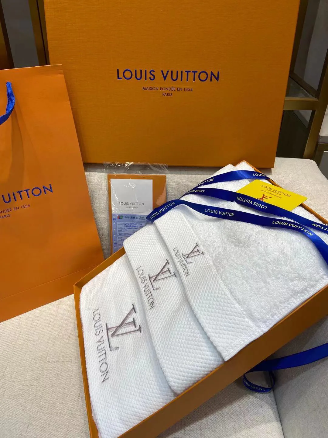 Текстиль Louis Vuitton 281213