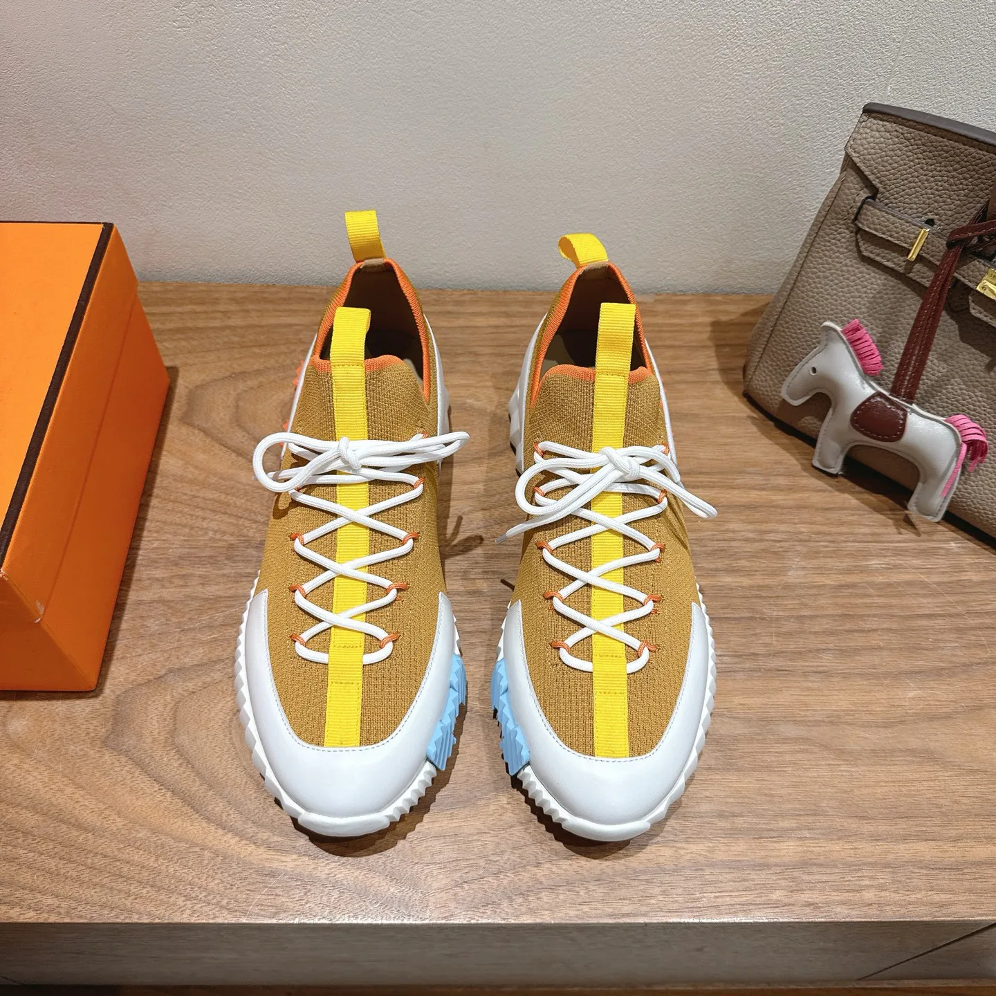 Кроссовки Женские Hermes 4852681