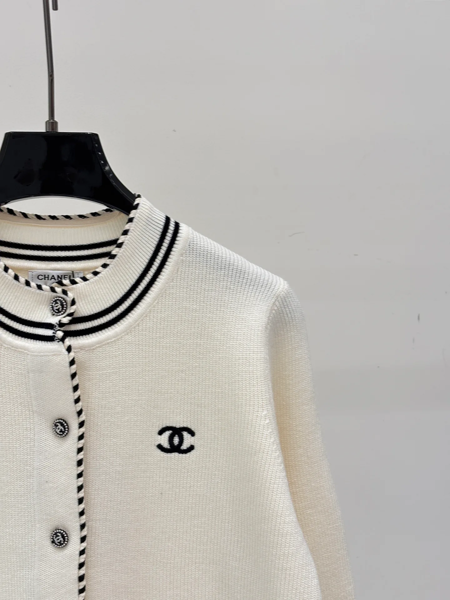 Джемперы И Свитеры Женские Chanel 18137815