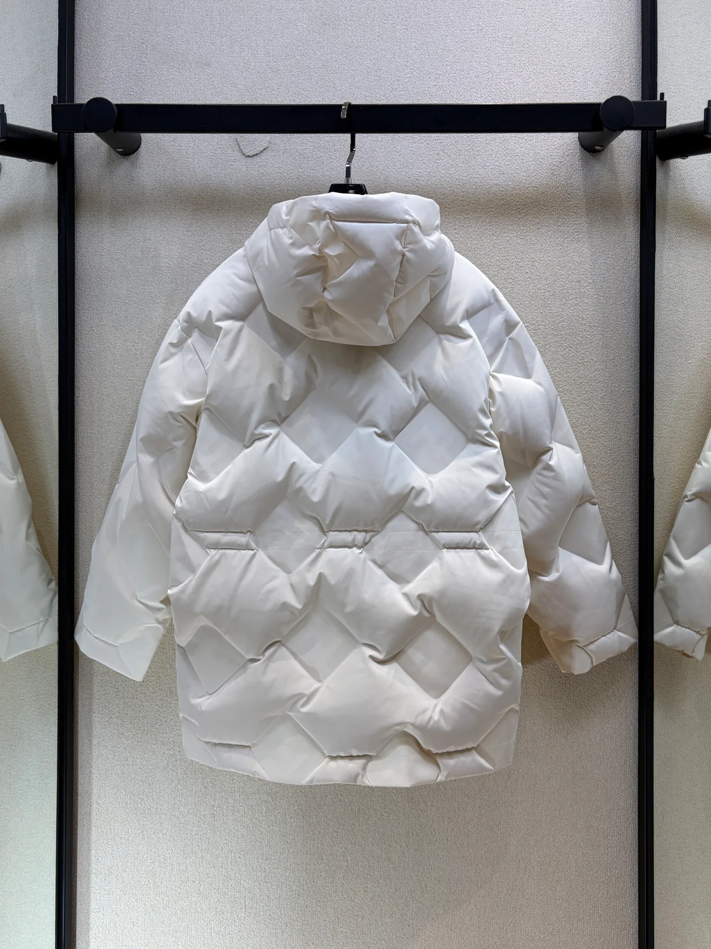 Куртки И Пуховики Женские Fendi 18605868