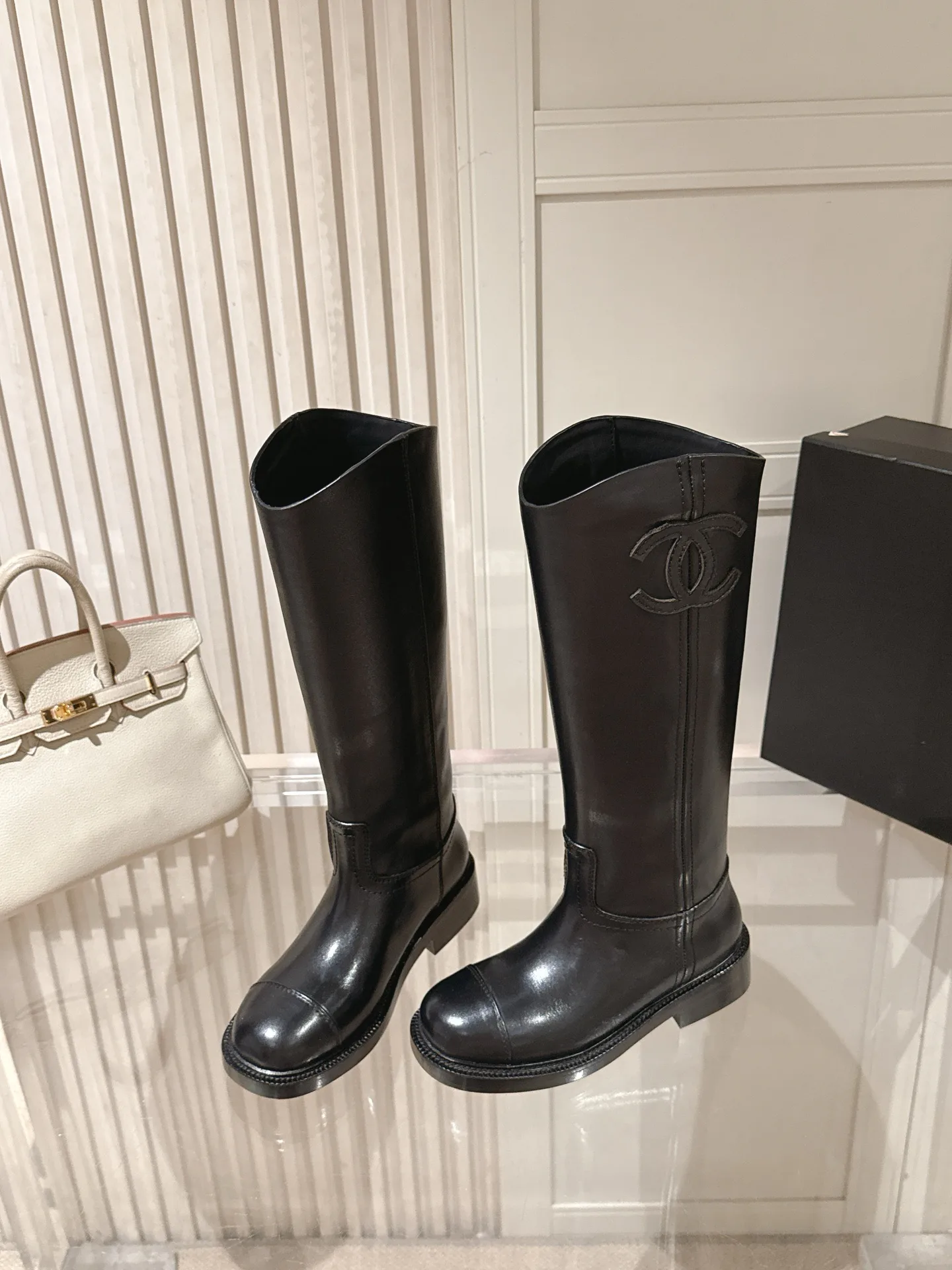 Сапоги Женские Chanel 17892583