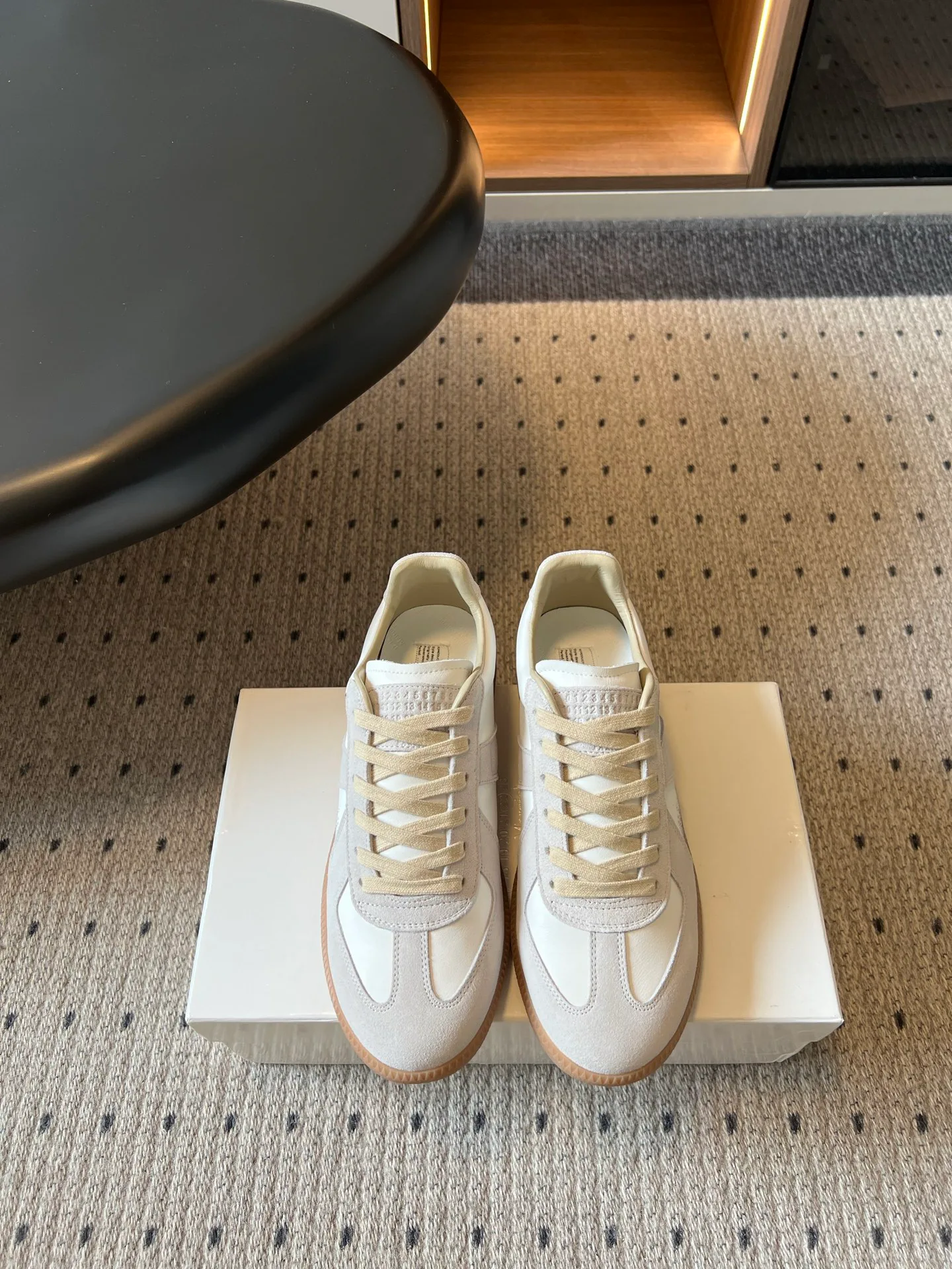 Кроссовки Женские Maison Margiela 17419522