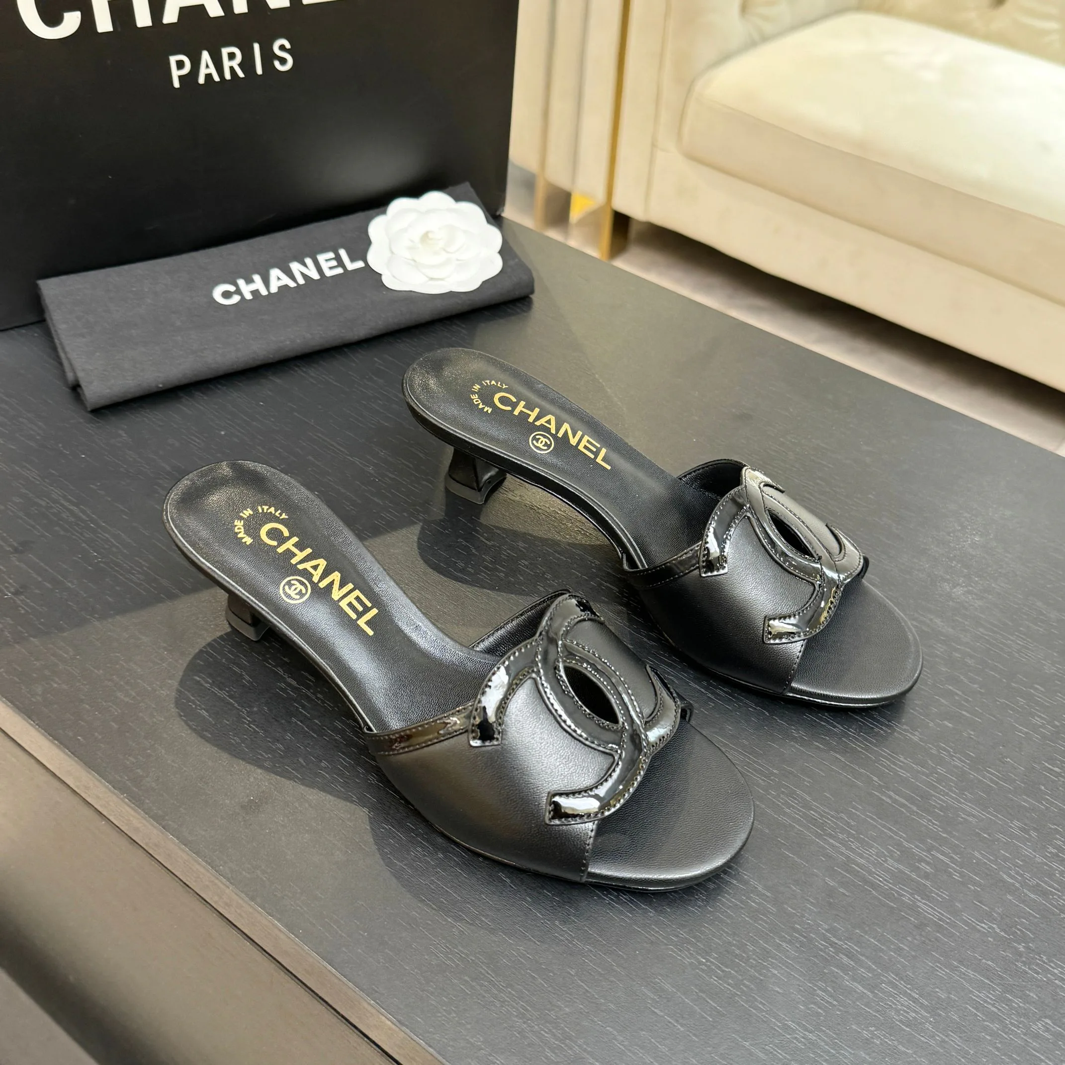 Сандалии Женские Chanel 11648947
