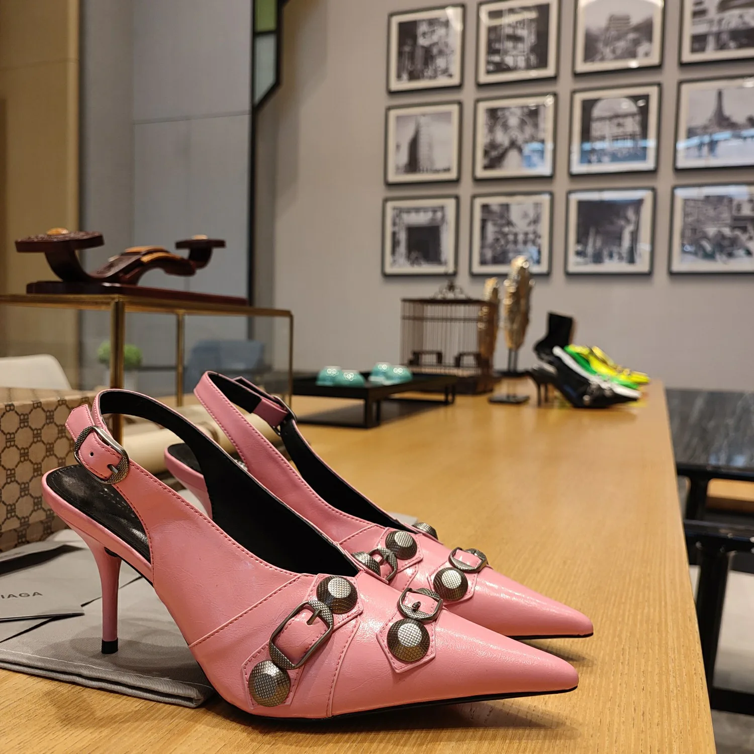 Туфли Женские Balenciaga 11184458