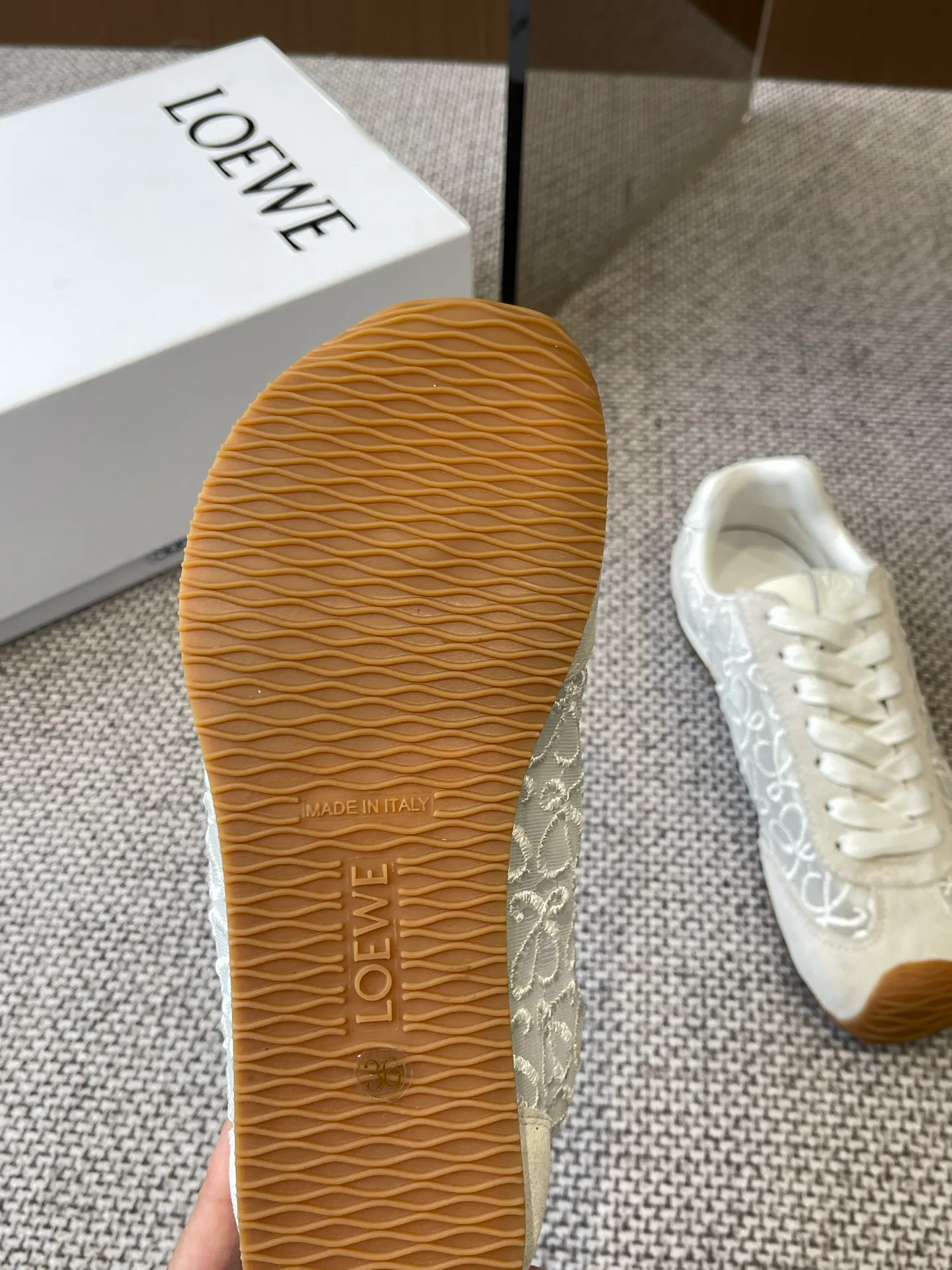 Кроссовки Женские Loewe 31217