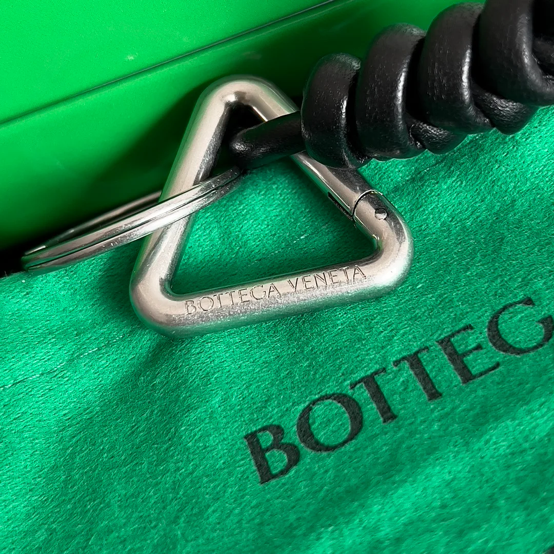 Ключницы Bottega Veneta 595685