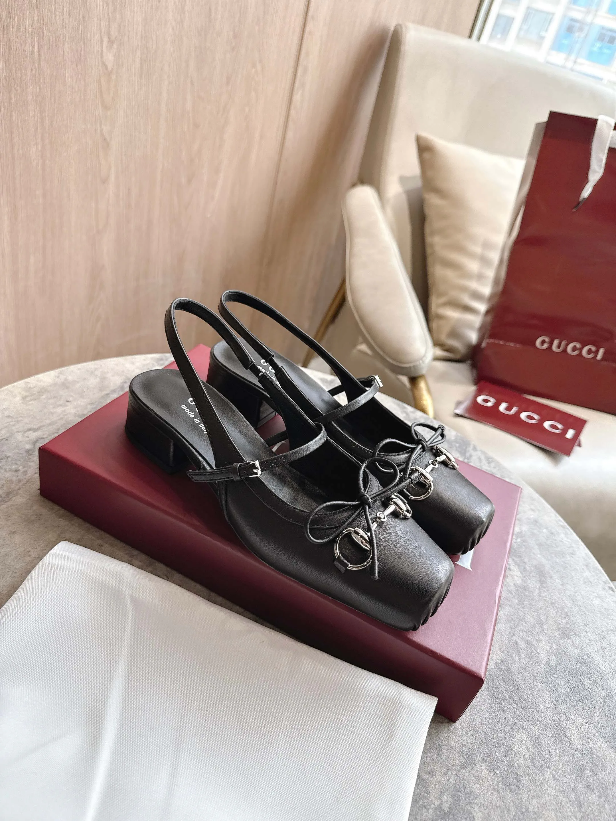 Босоножки Женские Gucci 12702535