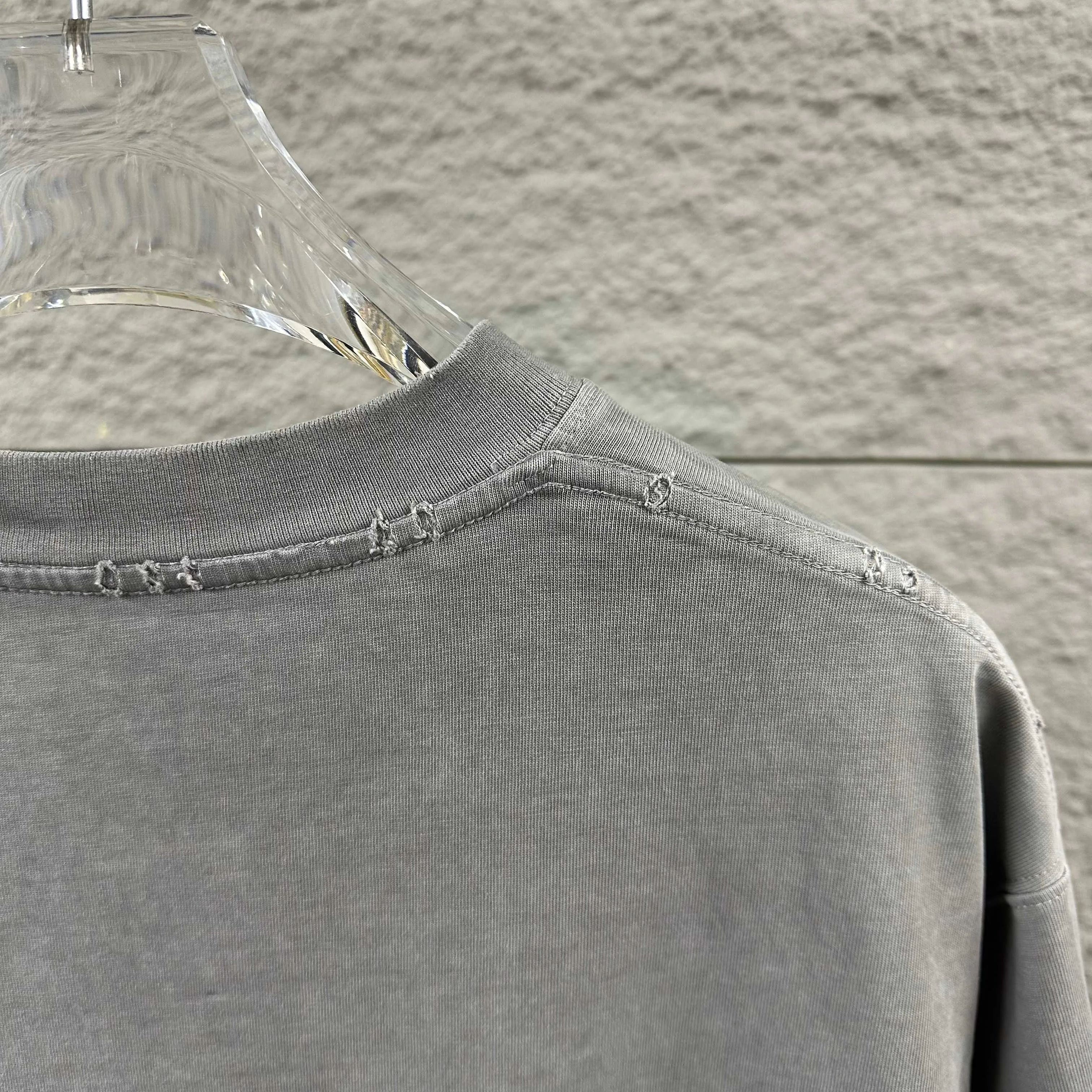 Футболки Женские Balenciaga 493323