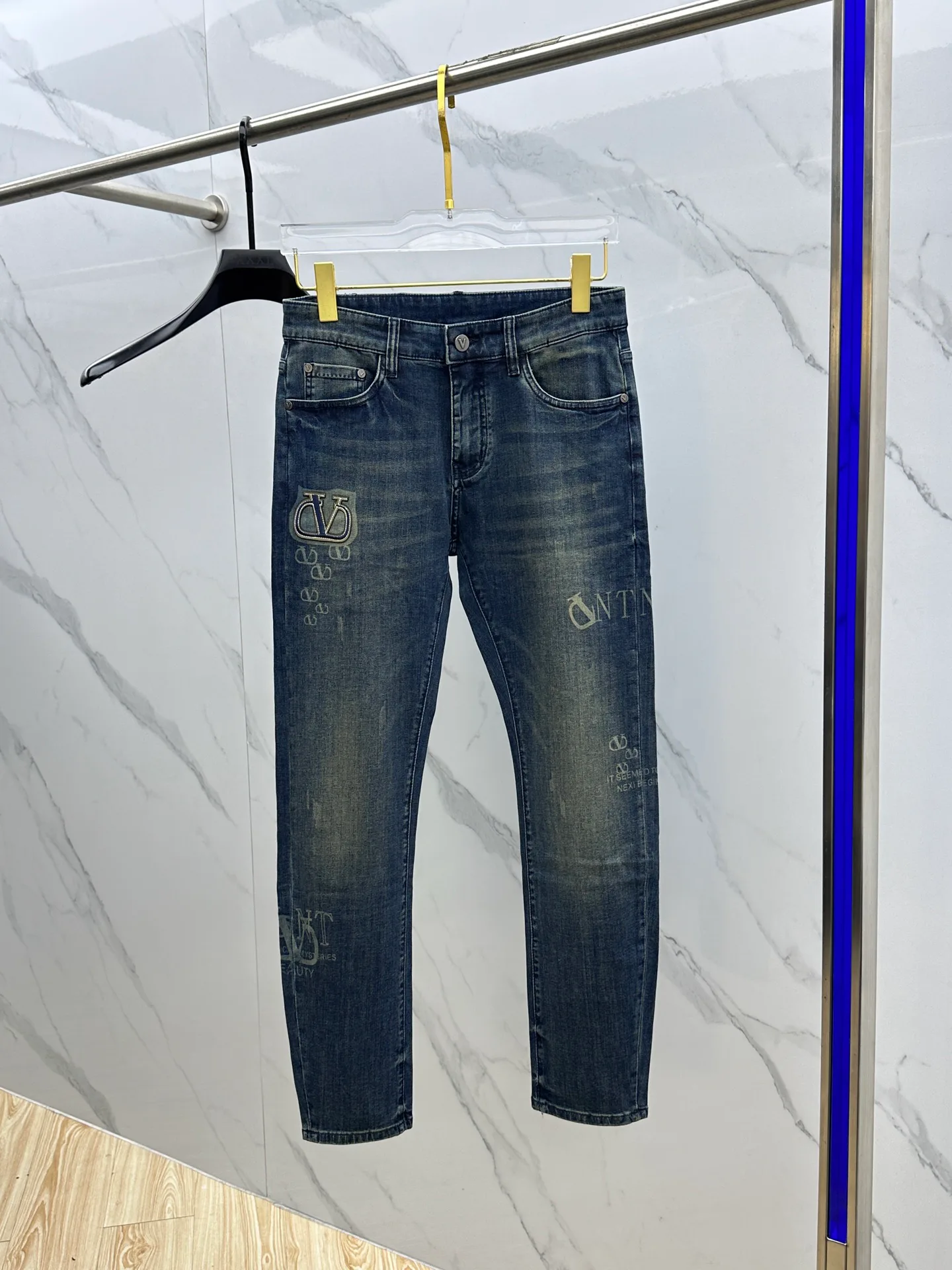 Джинсы Мужские Valentino 17699