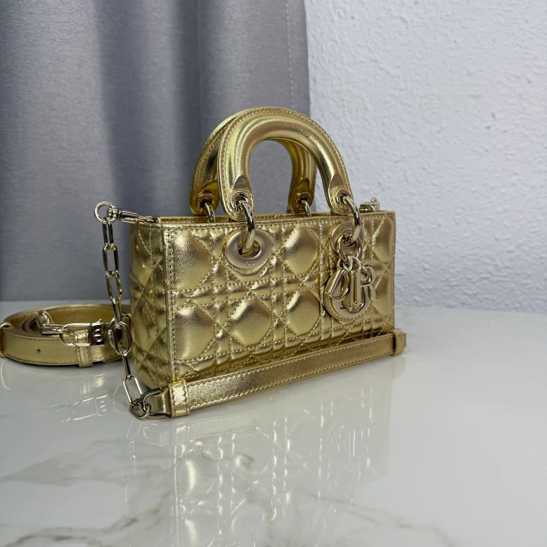 Классические Сумки Женские Christian Dior 18116442