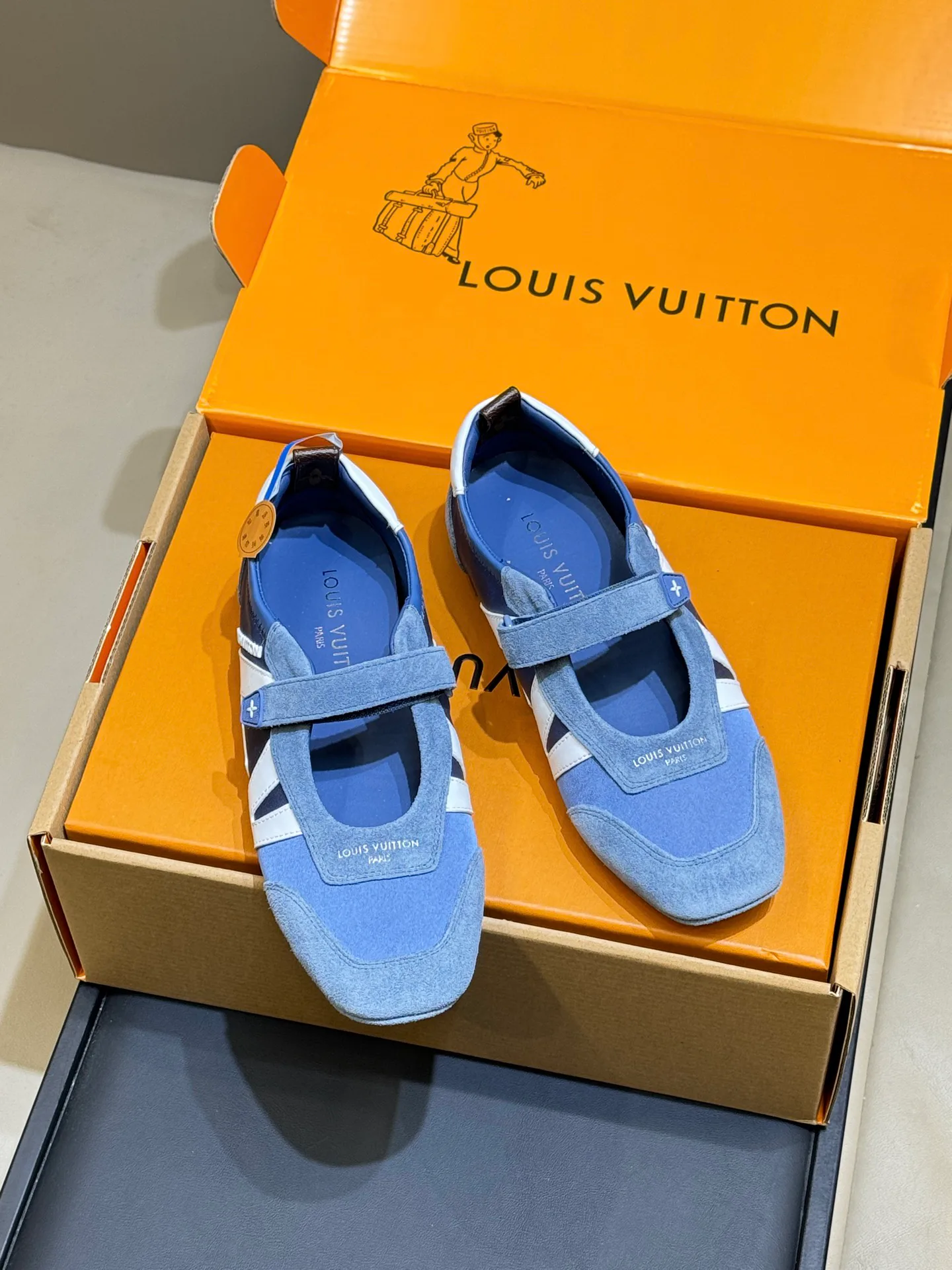 Босоножки Женские Louis Vuitton 11258735