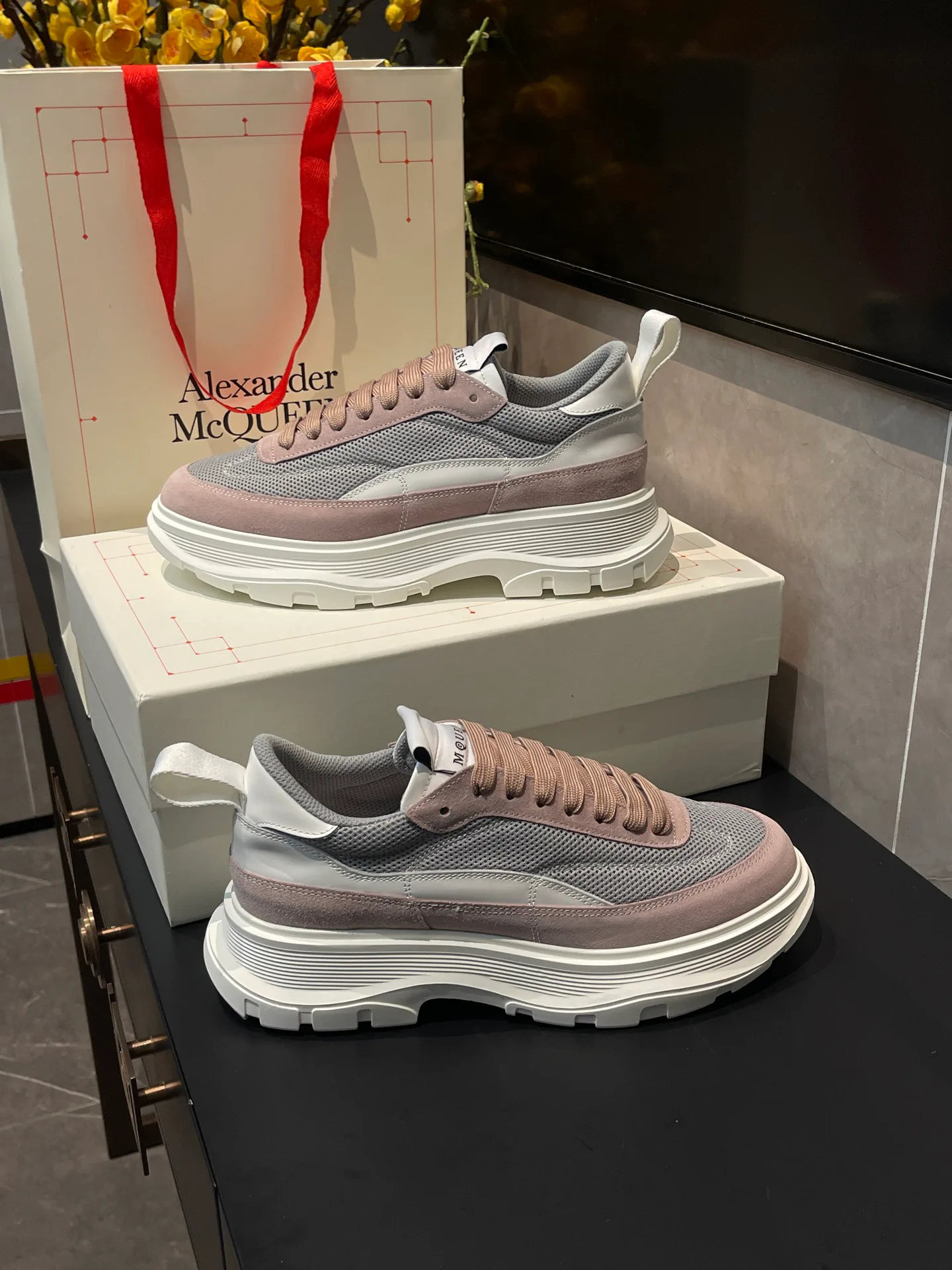Кроссовки Женские Alexander Mcqueen 18363953