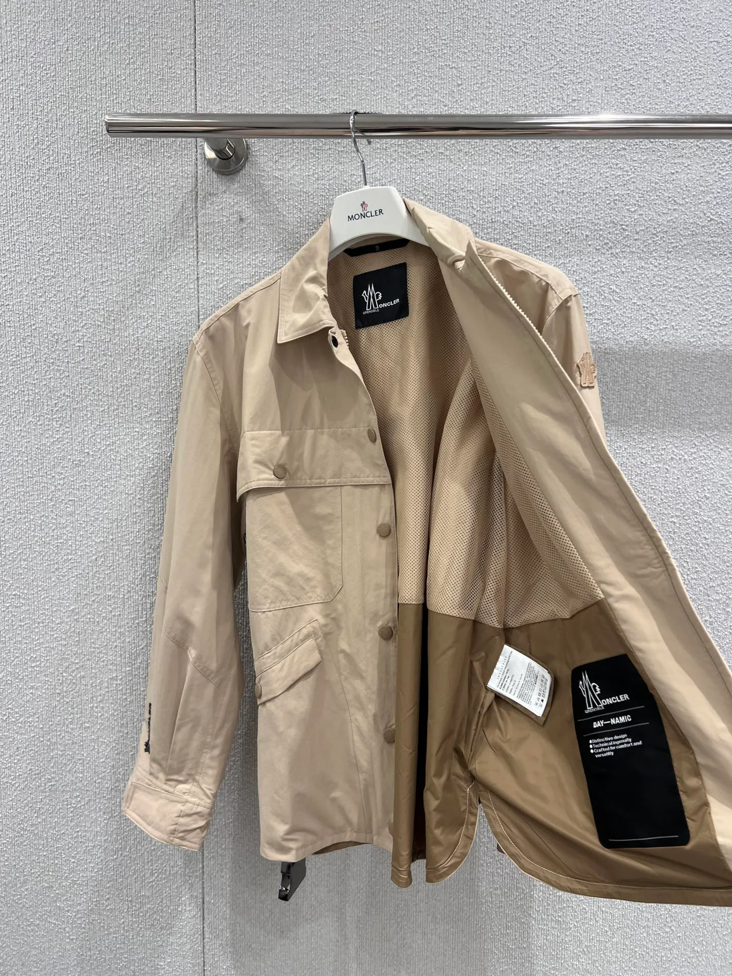 Куртки И Пуховики Женские Moncler 3021135