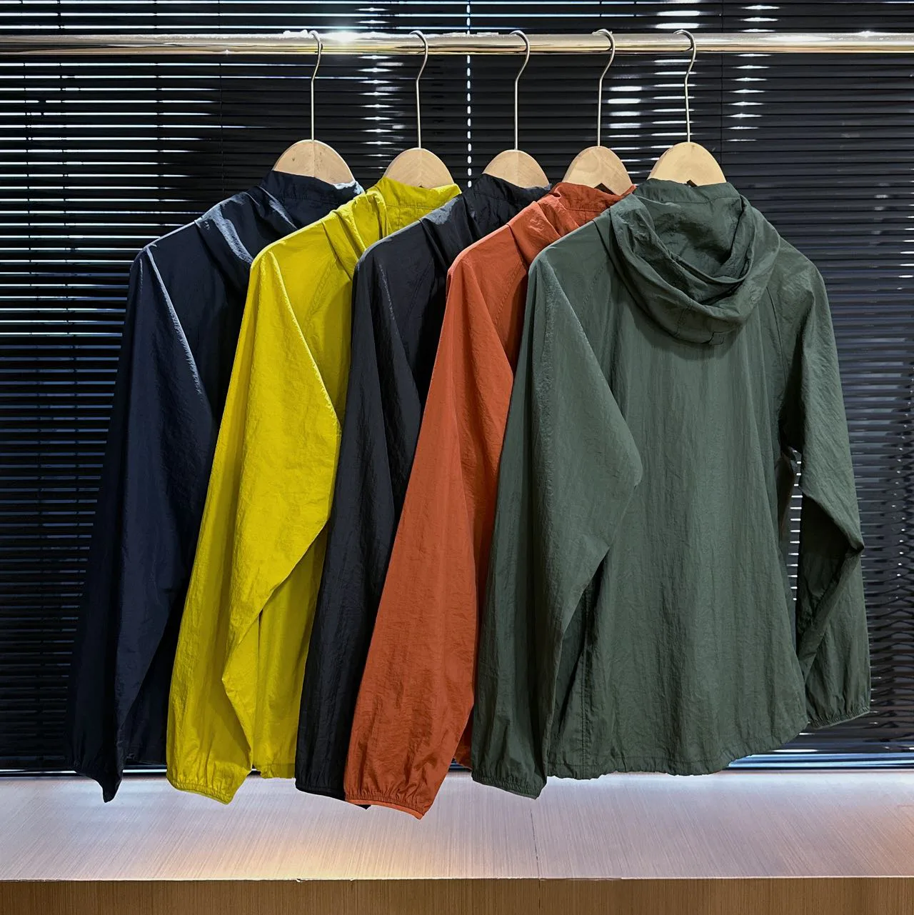 Куртки И Пуховики Мужские Moncler 11698388