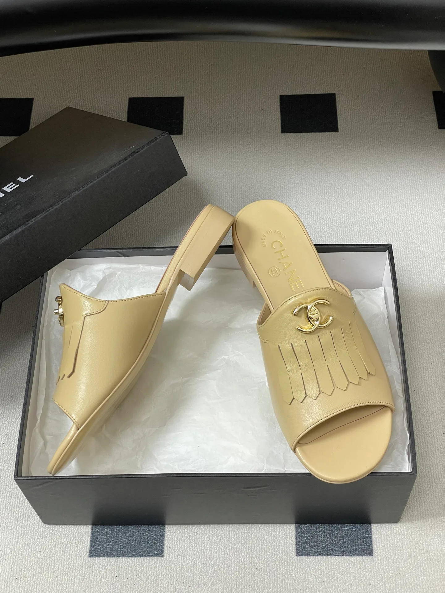 Босоножки Женские Chanel 10993932