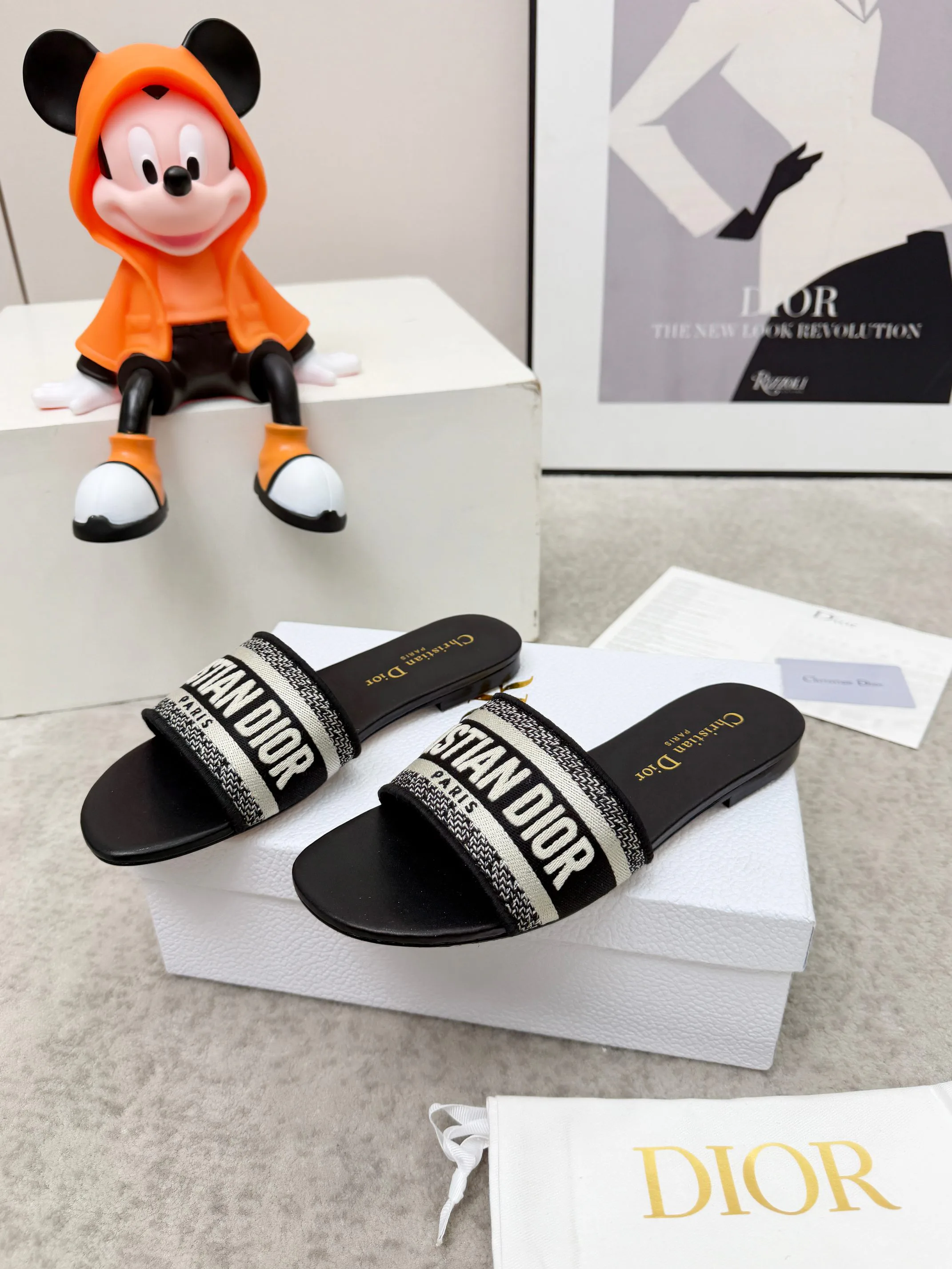 Туфли Женские Christian Dior 11650971