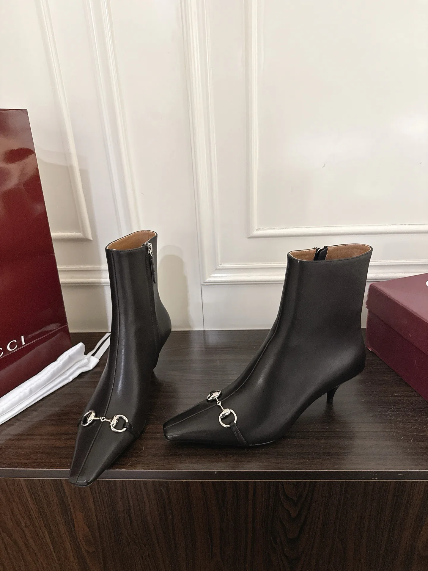 Ботильоны Женские Gucci 17956795