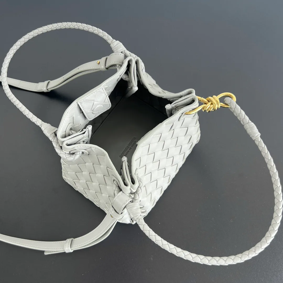 Классические Сумки Женские Bottega Veneta 11425393