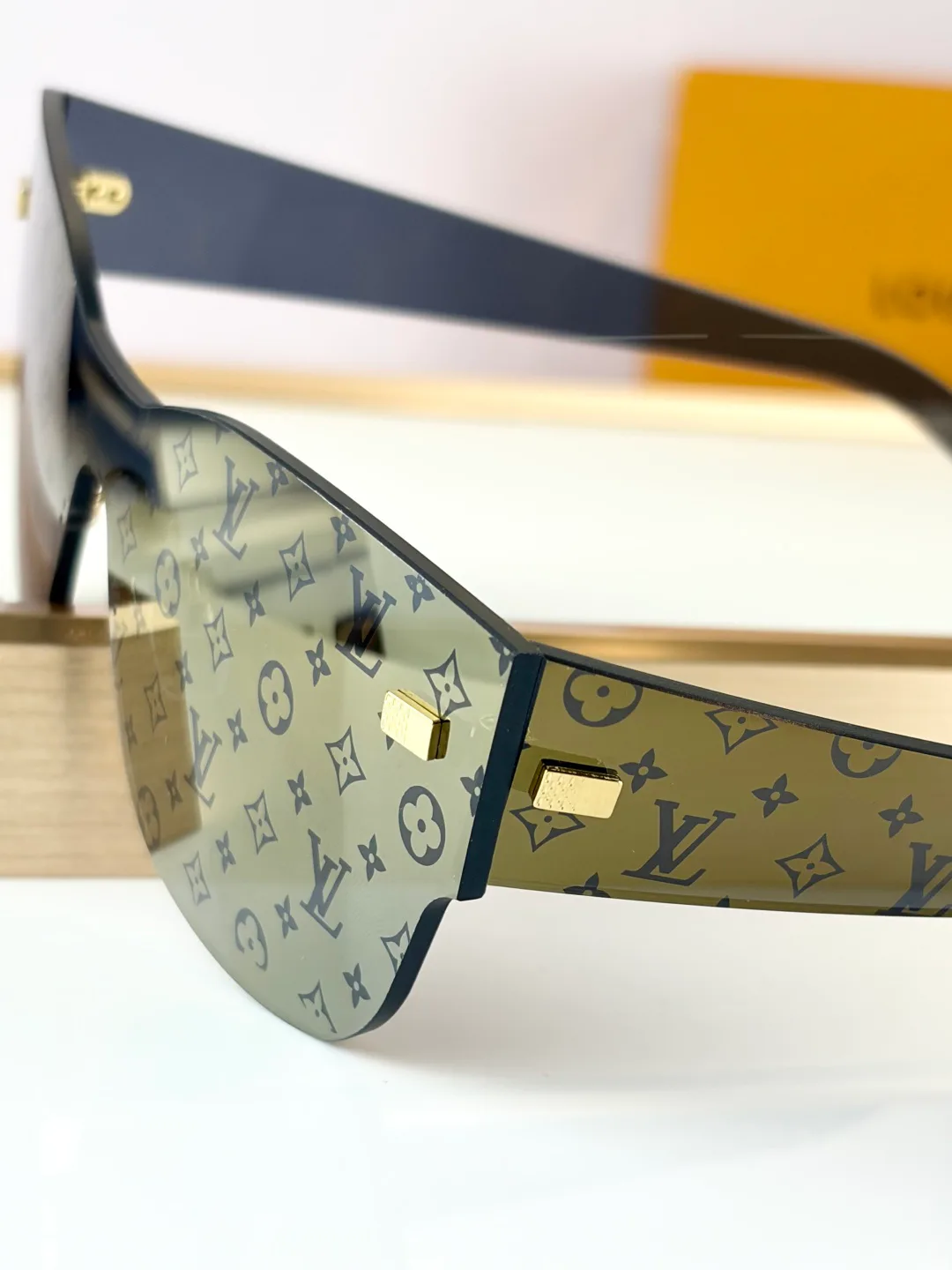 Очки Louis Vuitton 11562195