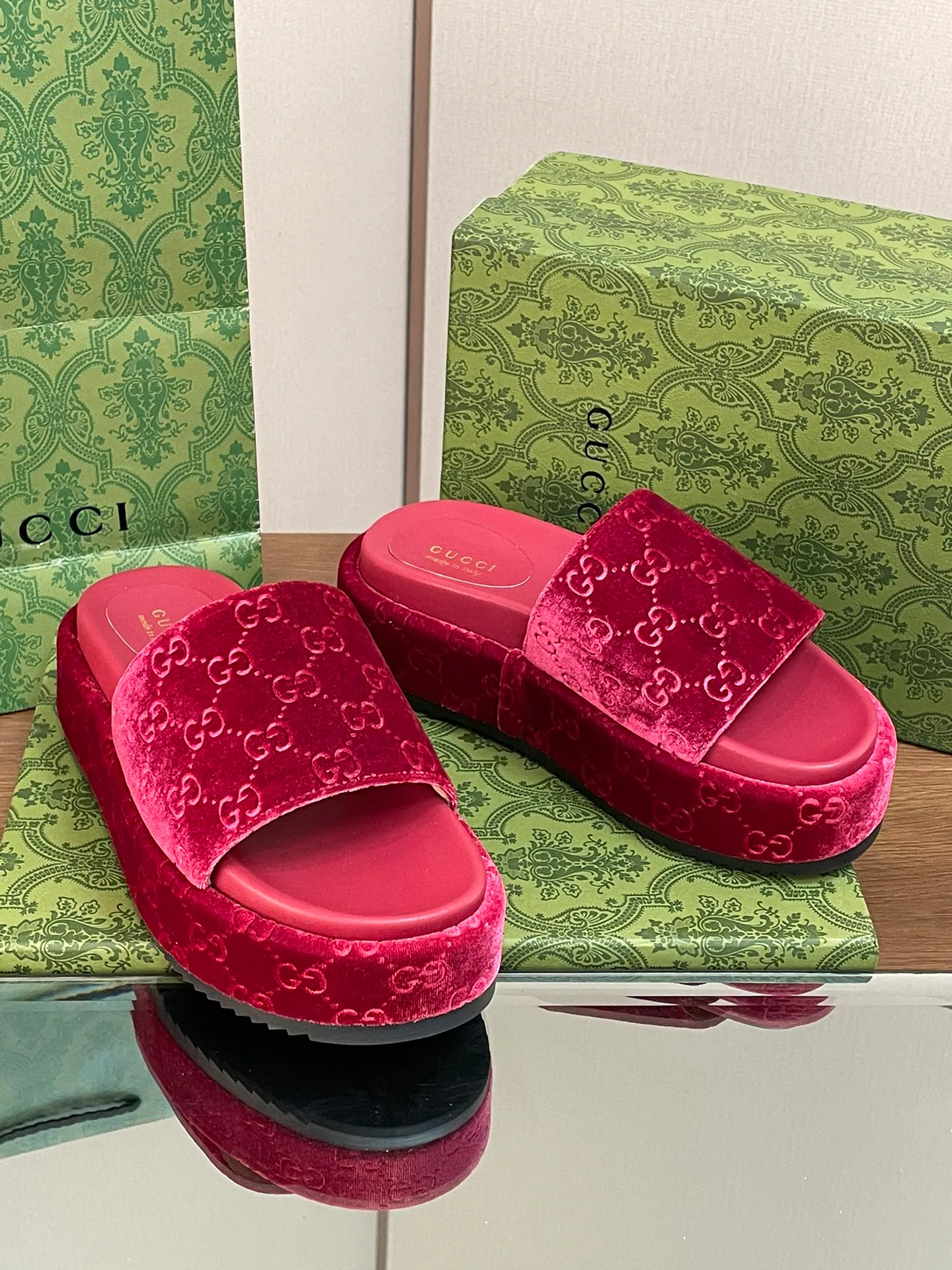 Шлепанцы Женские Gucci 10906