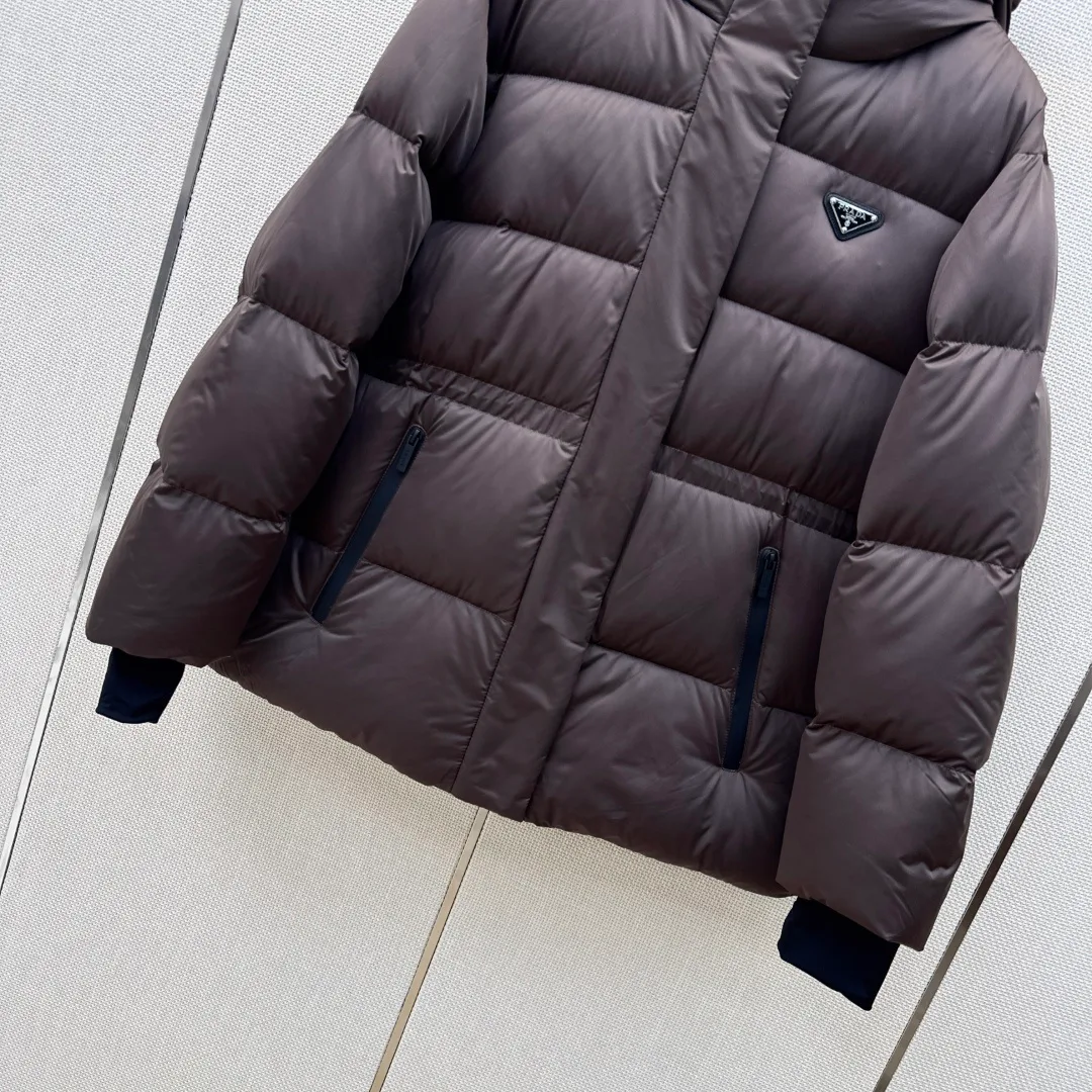 Куртки И Пуховики Женские Prada 18094547