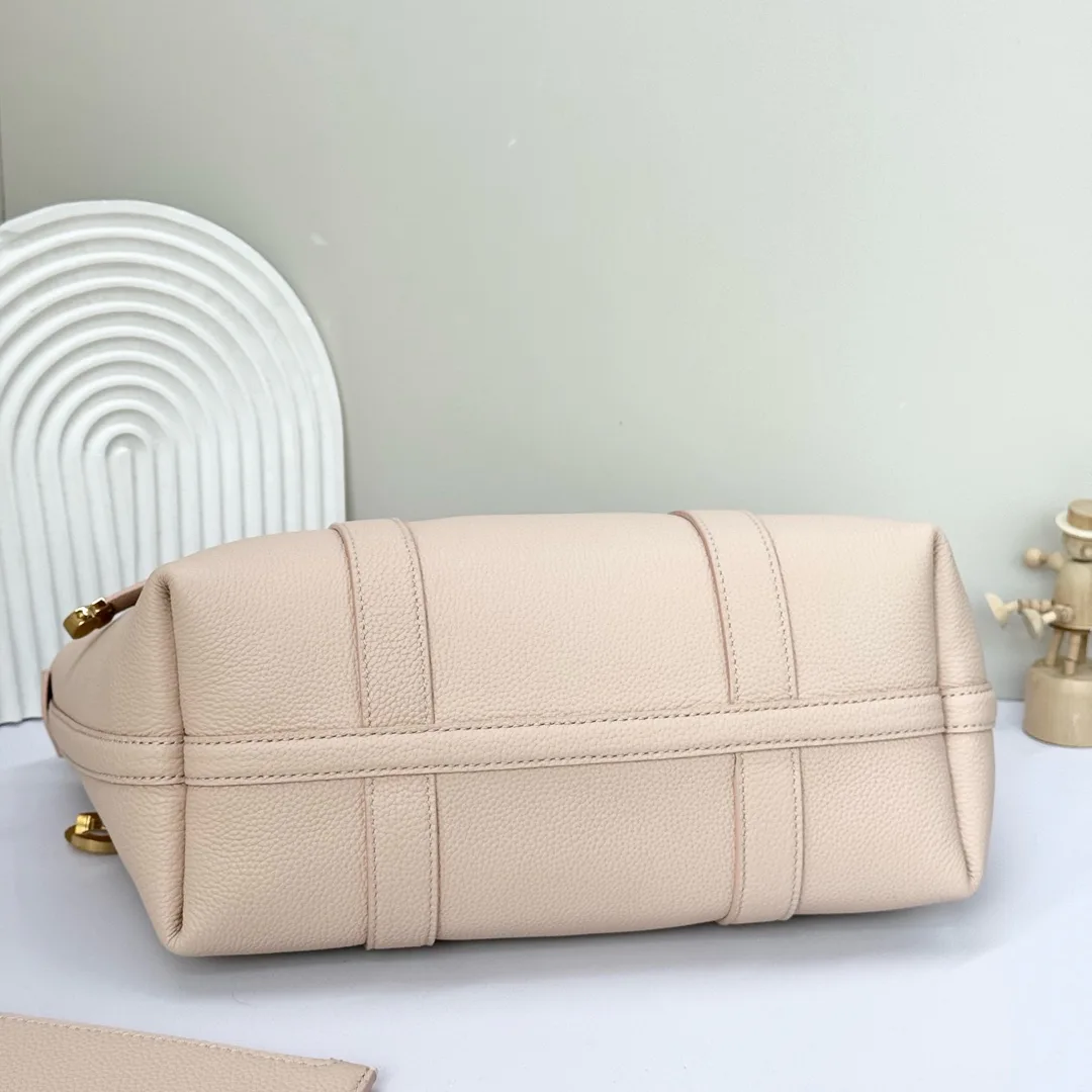 Классические Сумки Женские Loro Piana 11472617