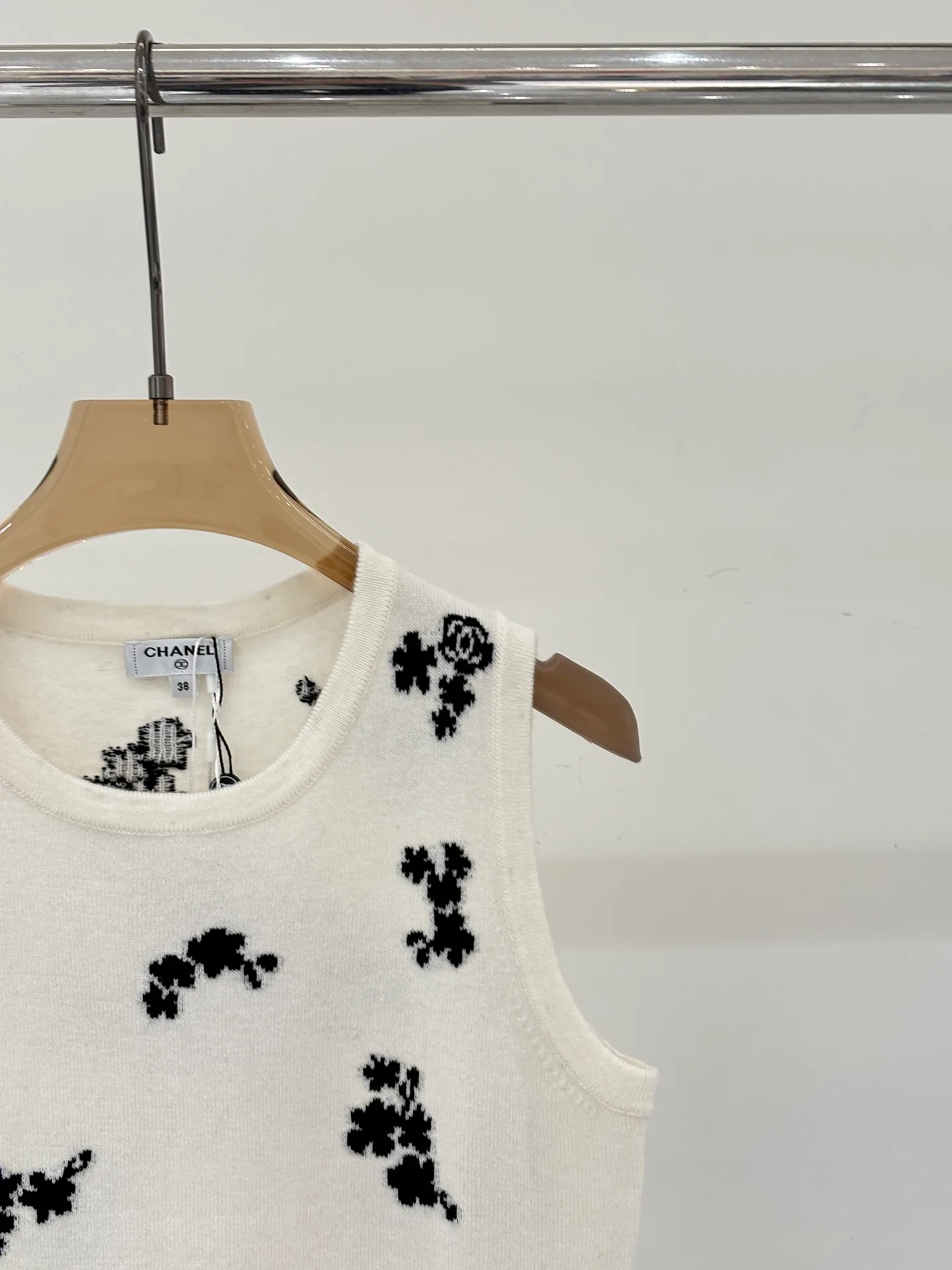 Жилеты Женские Chanel 11888832