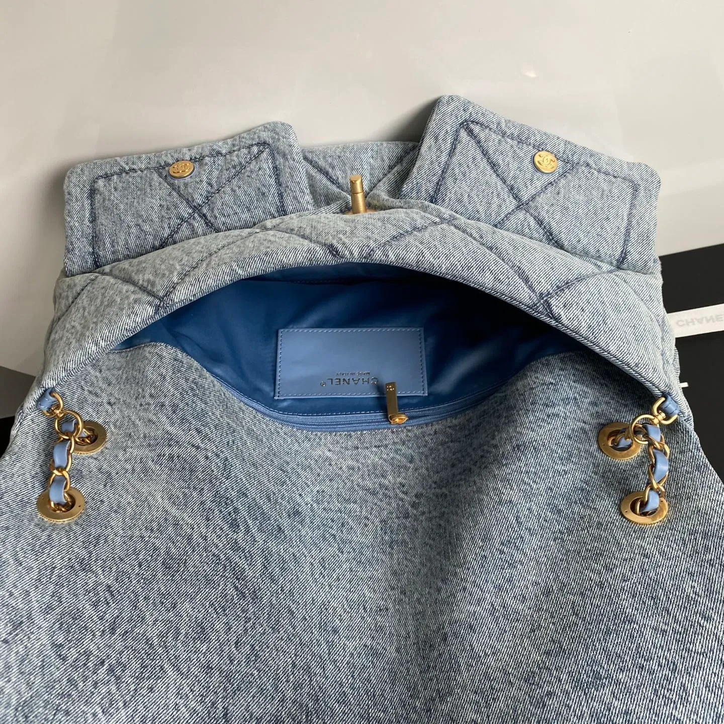 Сумки На Ремне Женские Chanel 249388