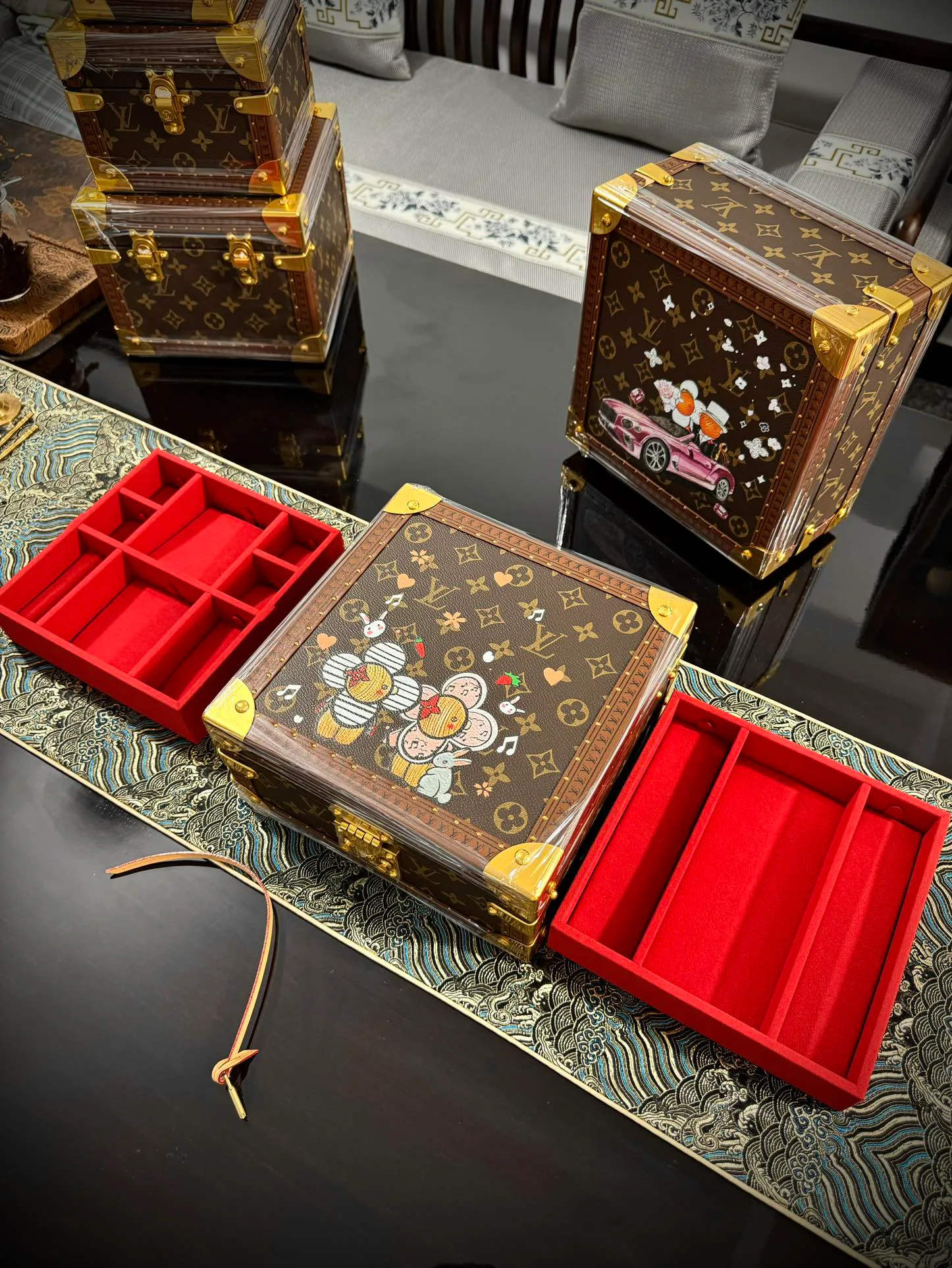 Текстиль Louis Vuitton 1383354