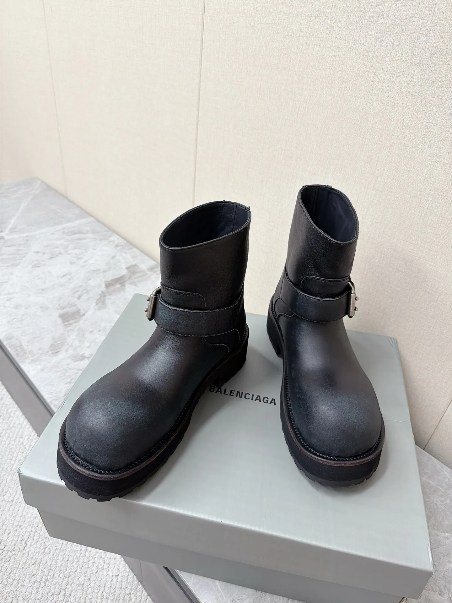 Ботинки Женские Balenciaga 18011904