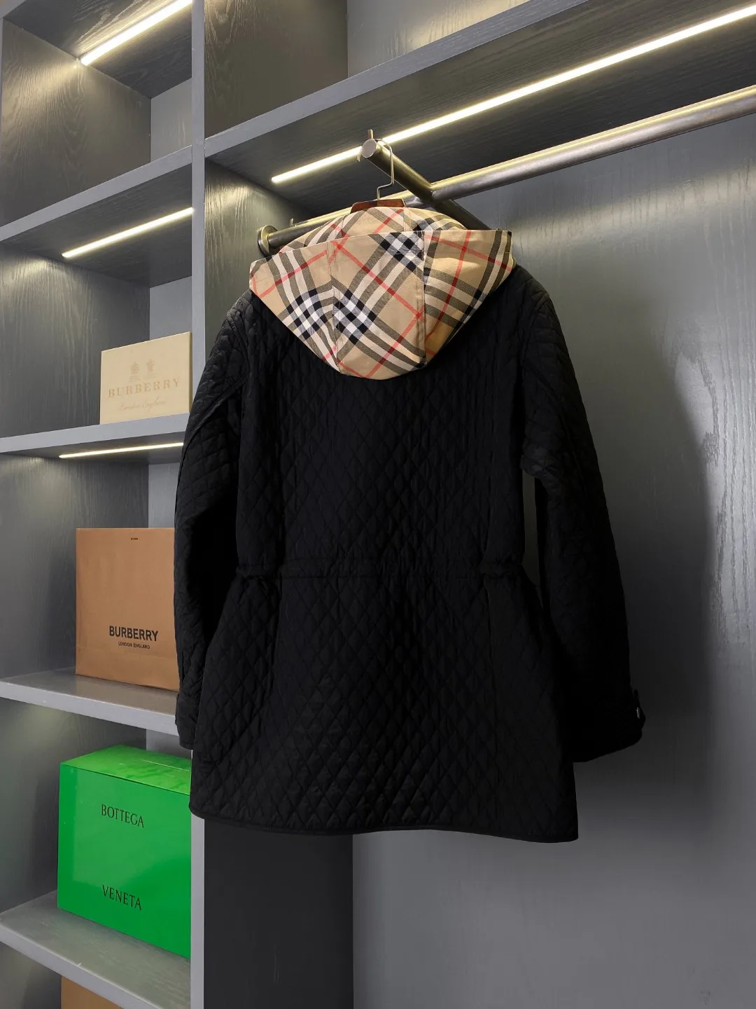 Куртки Женские Burberry 2091