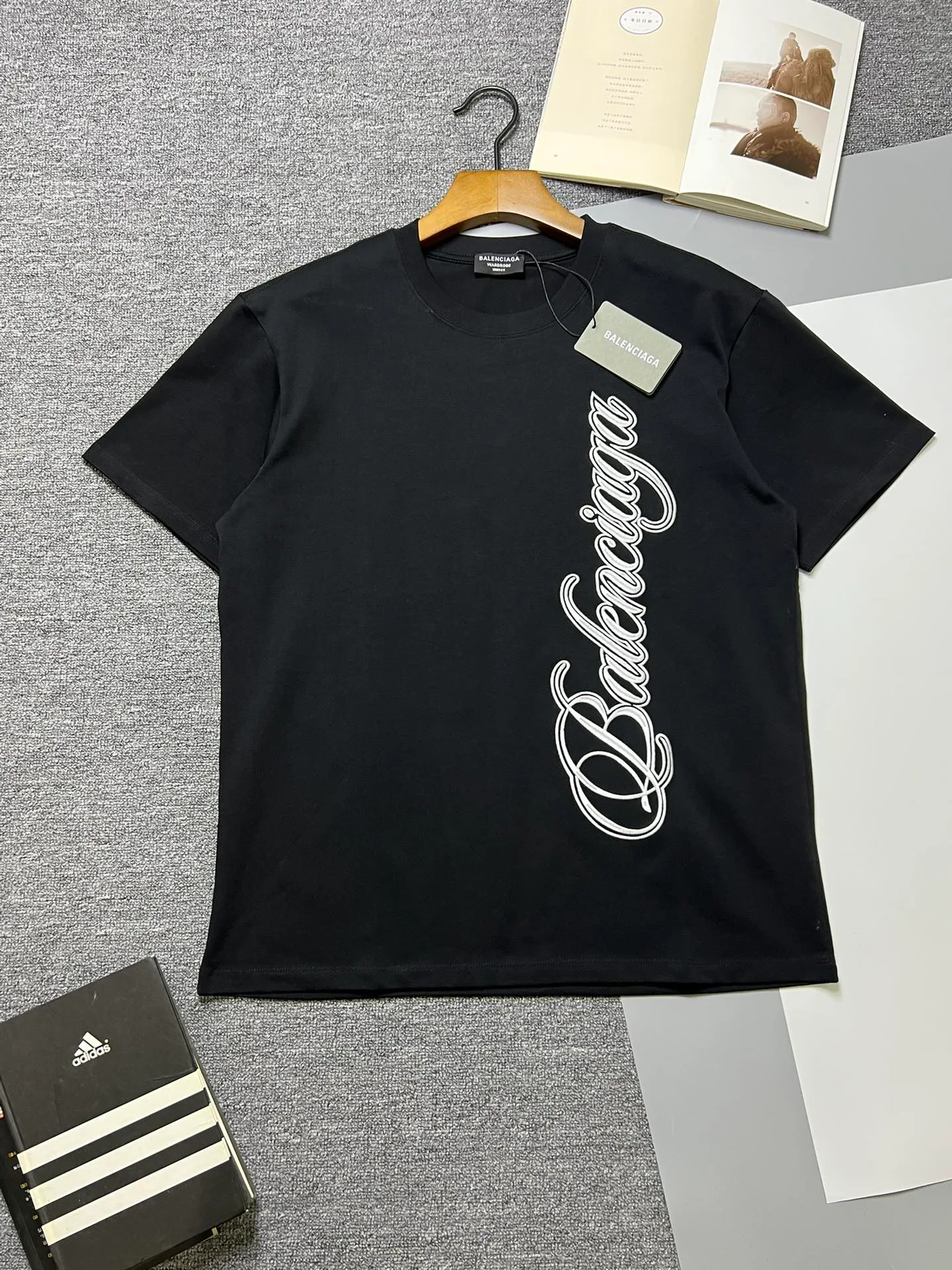 Футболки Женские Balenciaga 11575053