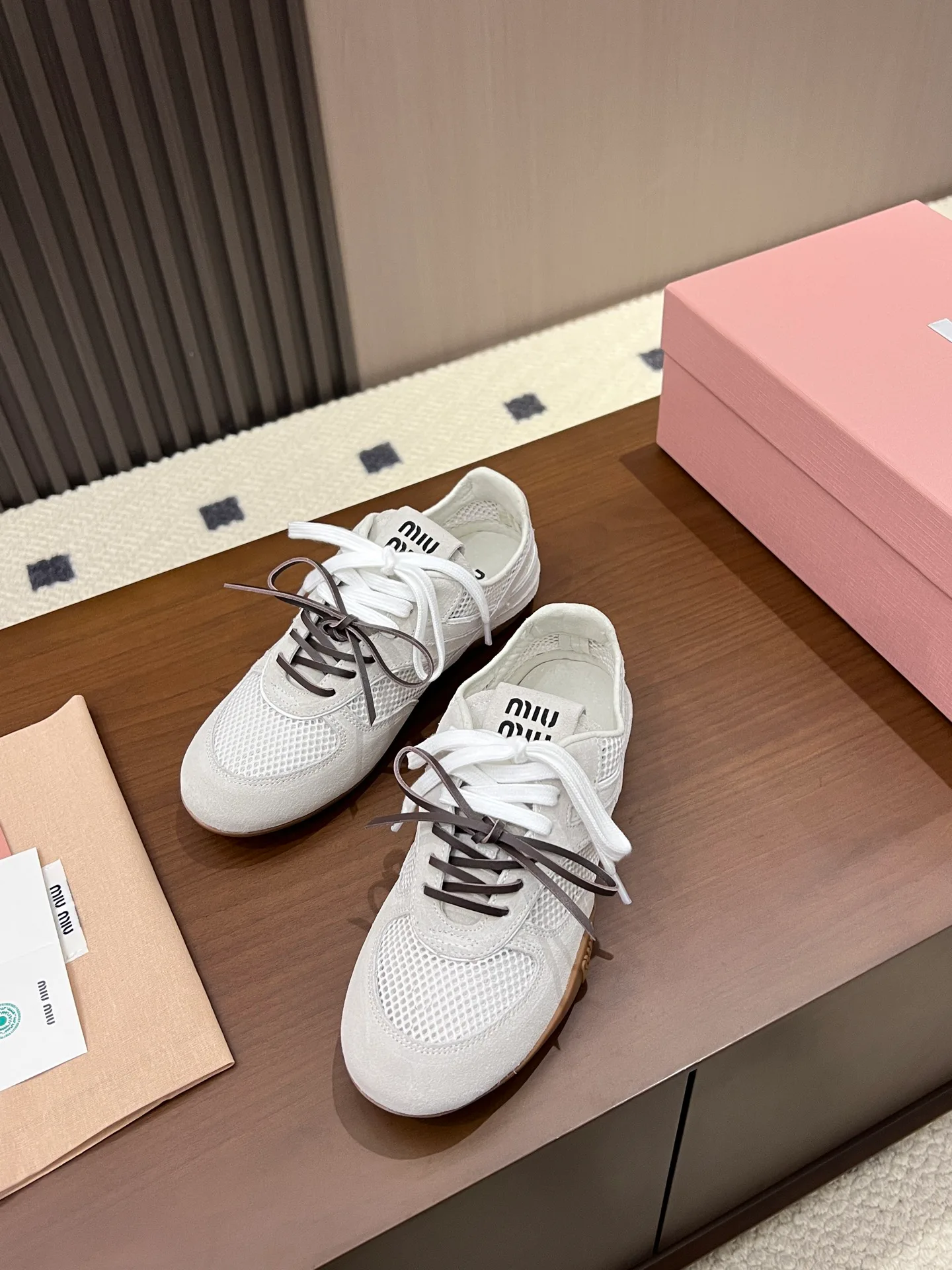 Кроссовки Женские Miu Miu 17968588