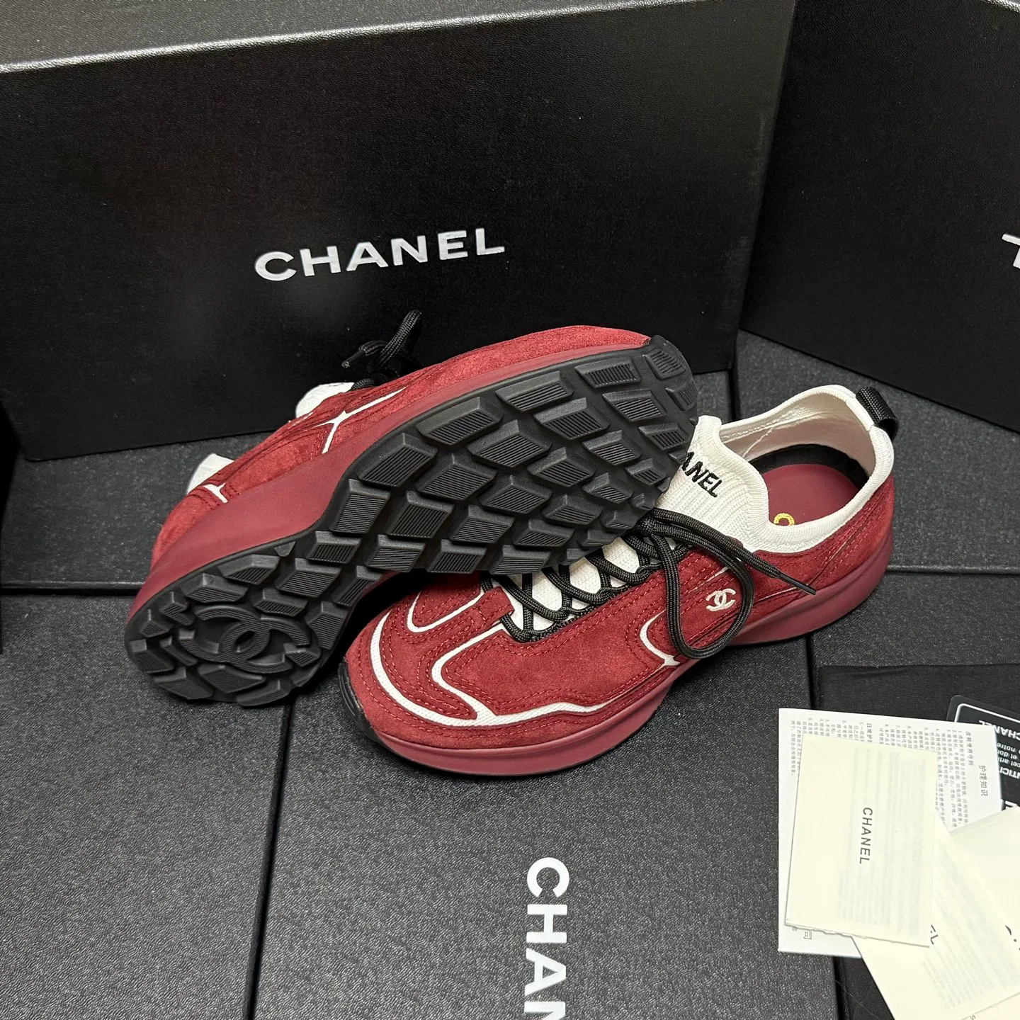 Кроссовки Женские Chanel 18083060
