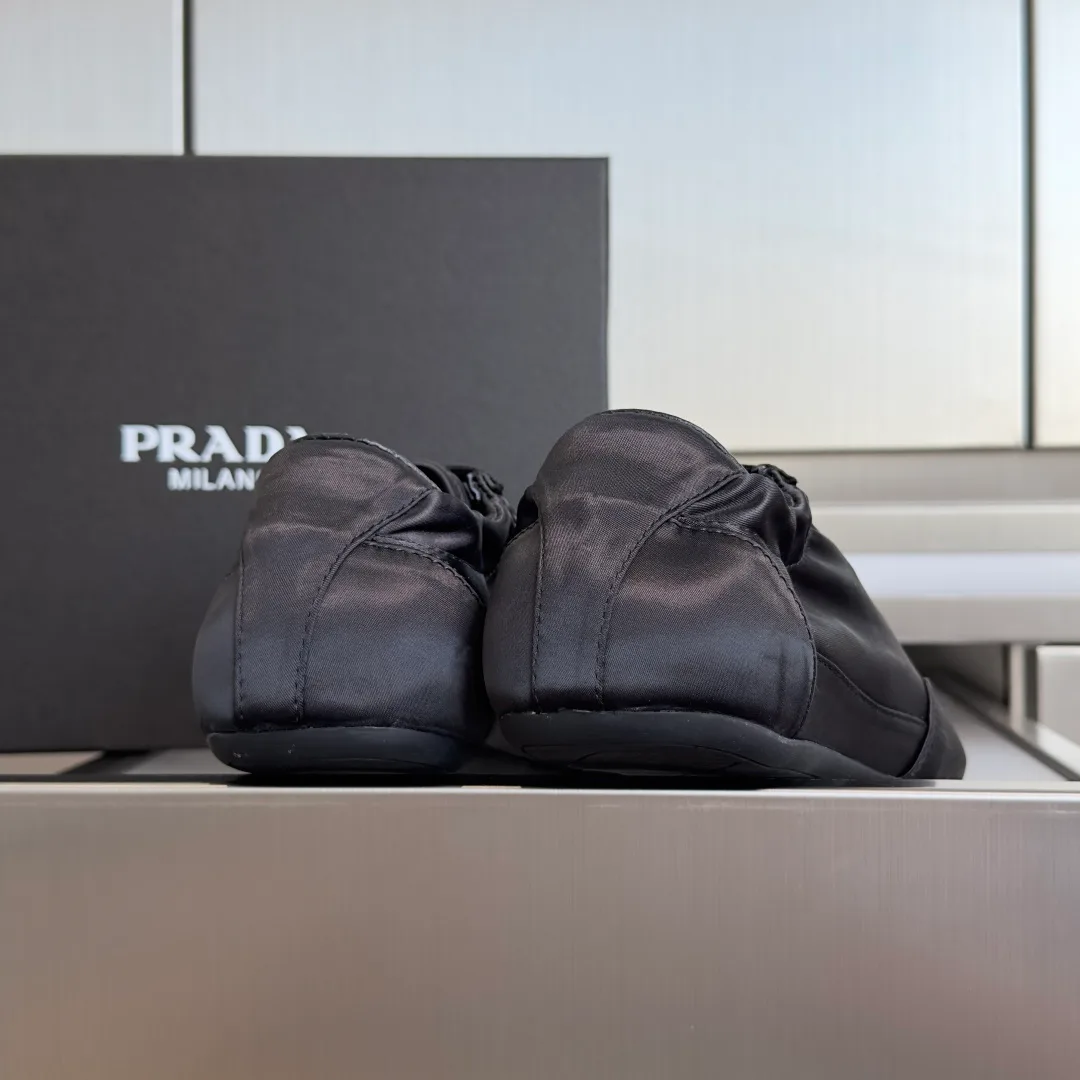 Кроссовки Женские Prada 790416