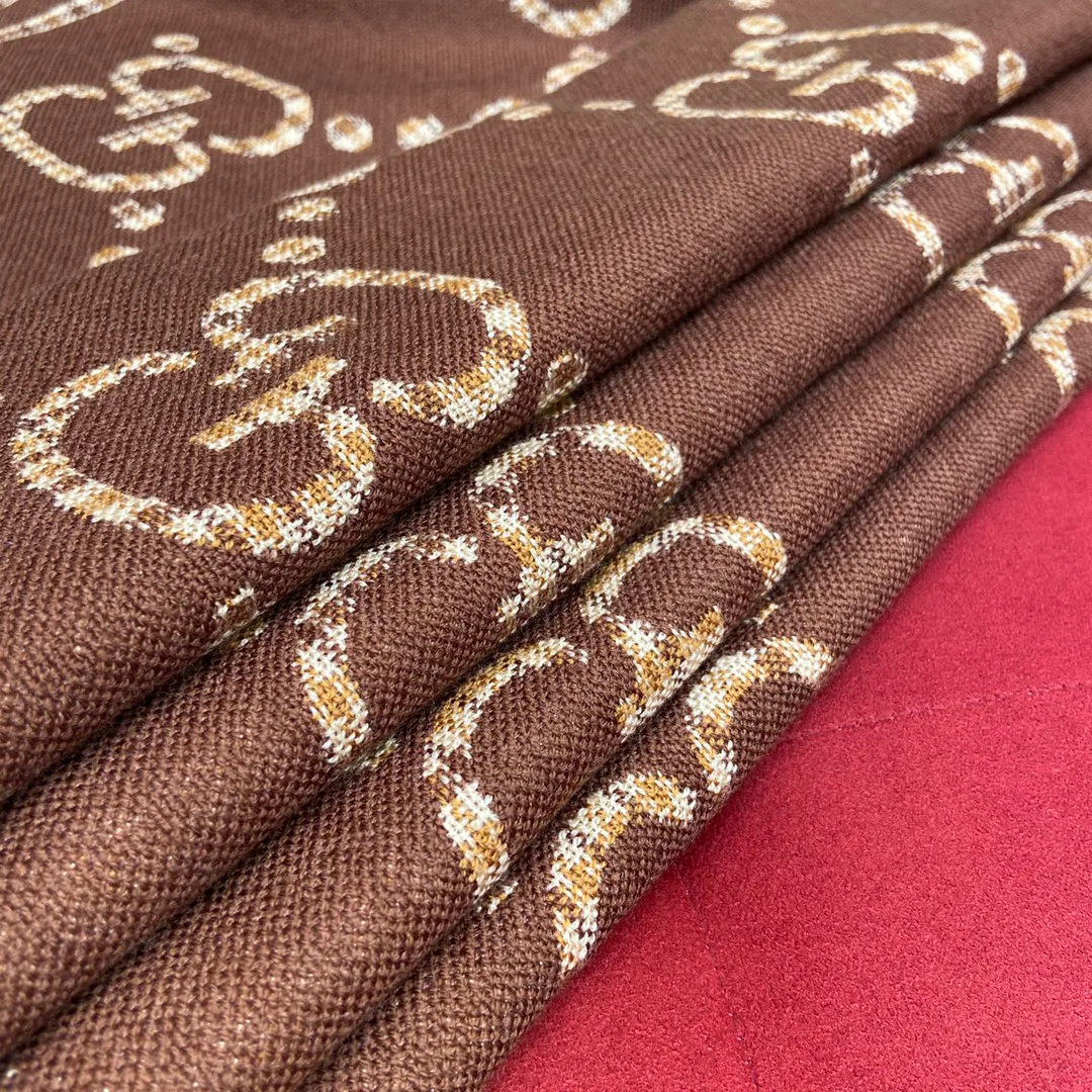 Шарфы Gucci 832132