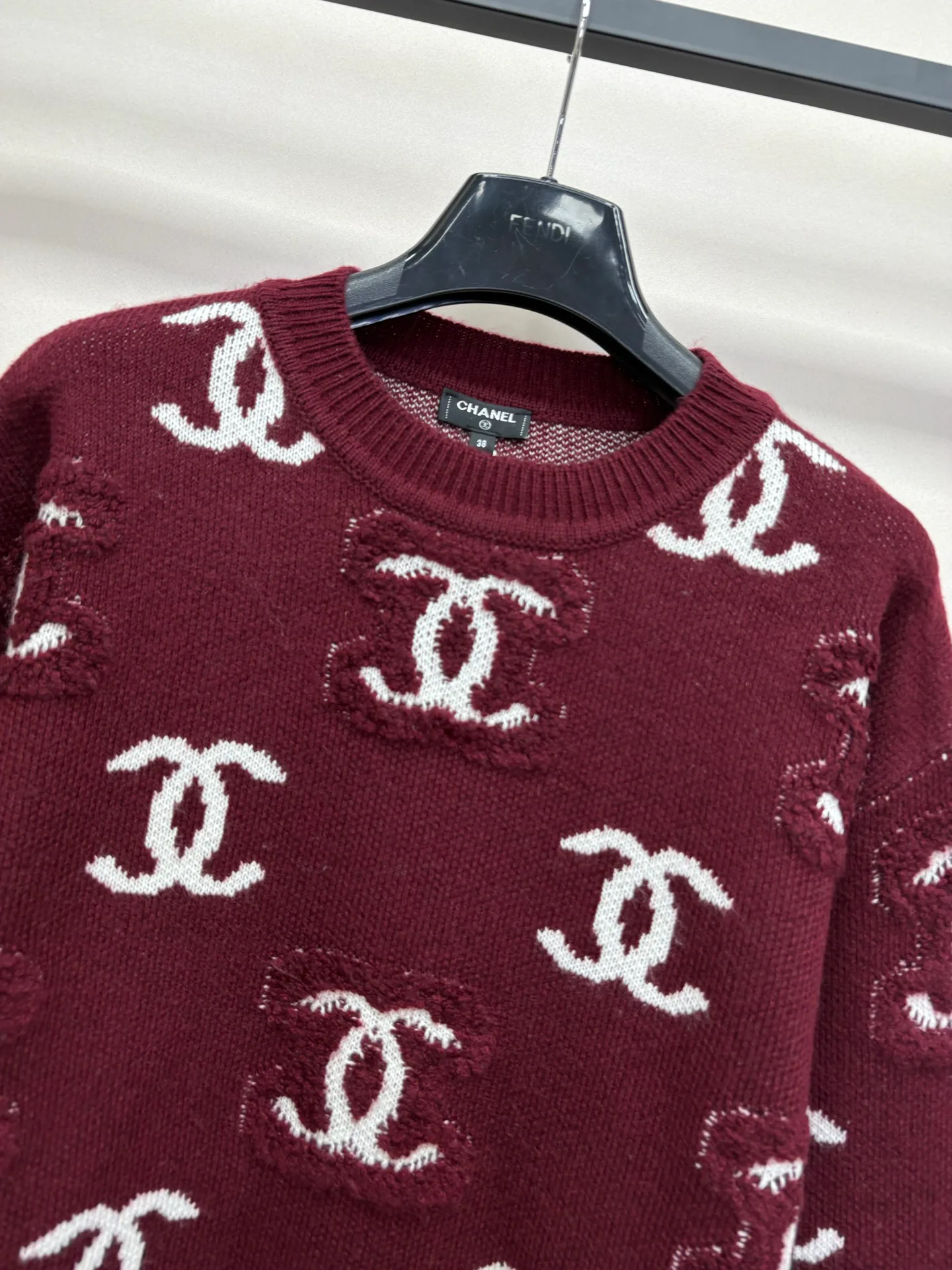 Джемперы И Свитеры Женские Chanel 17696328