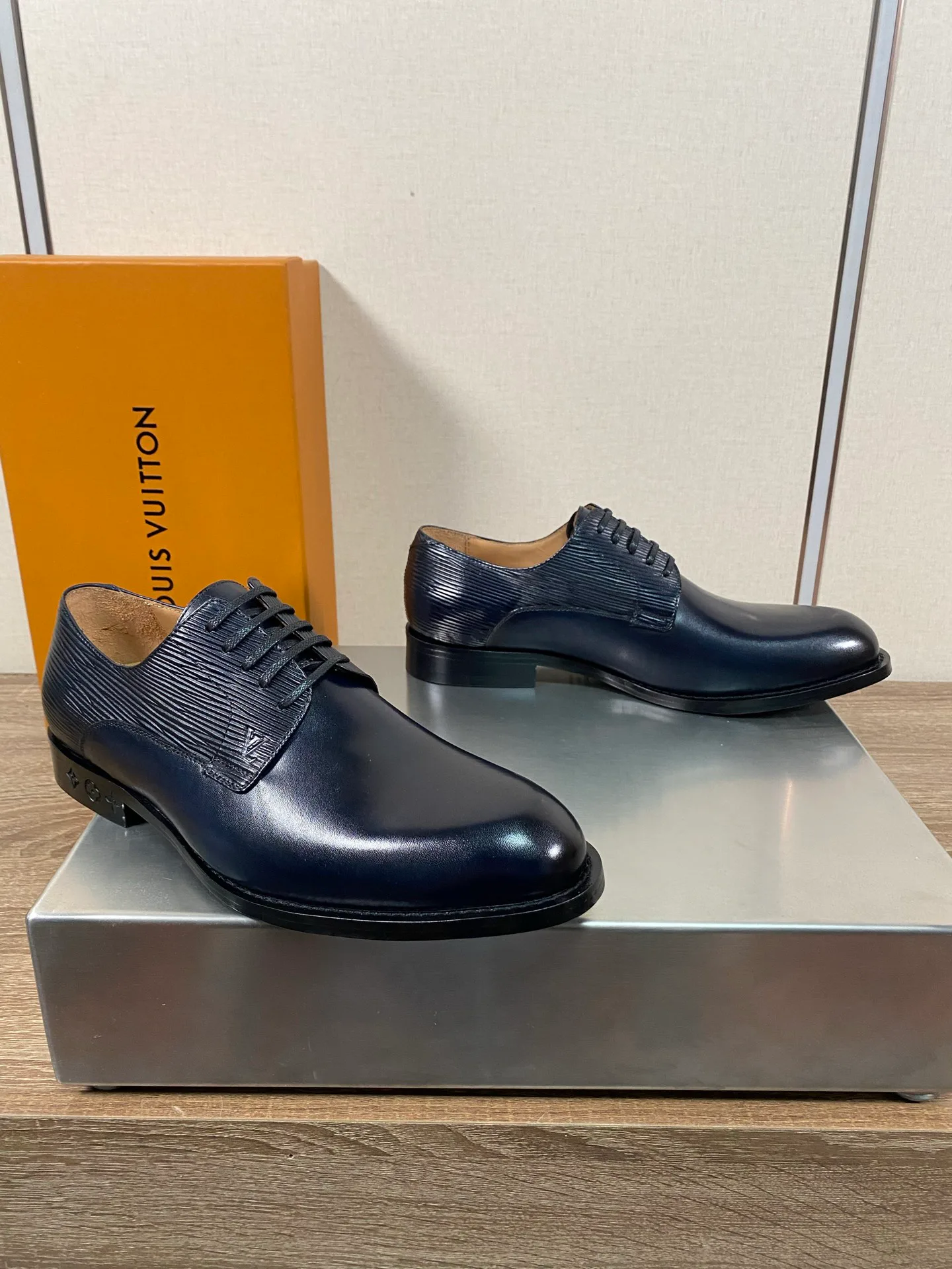 Лоферы И Туфли Мужские Louis Vuitton 18078683