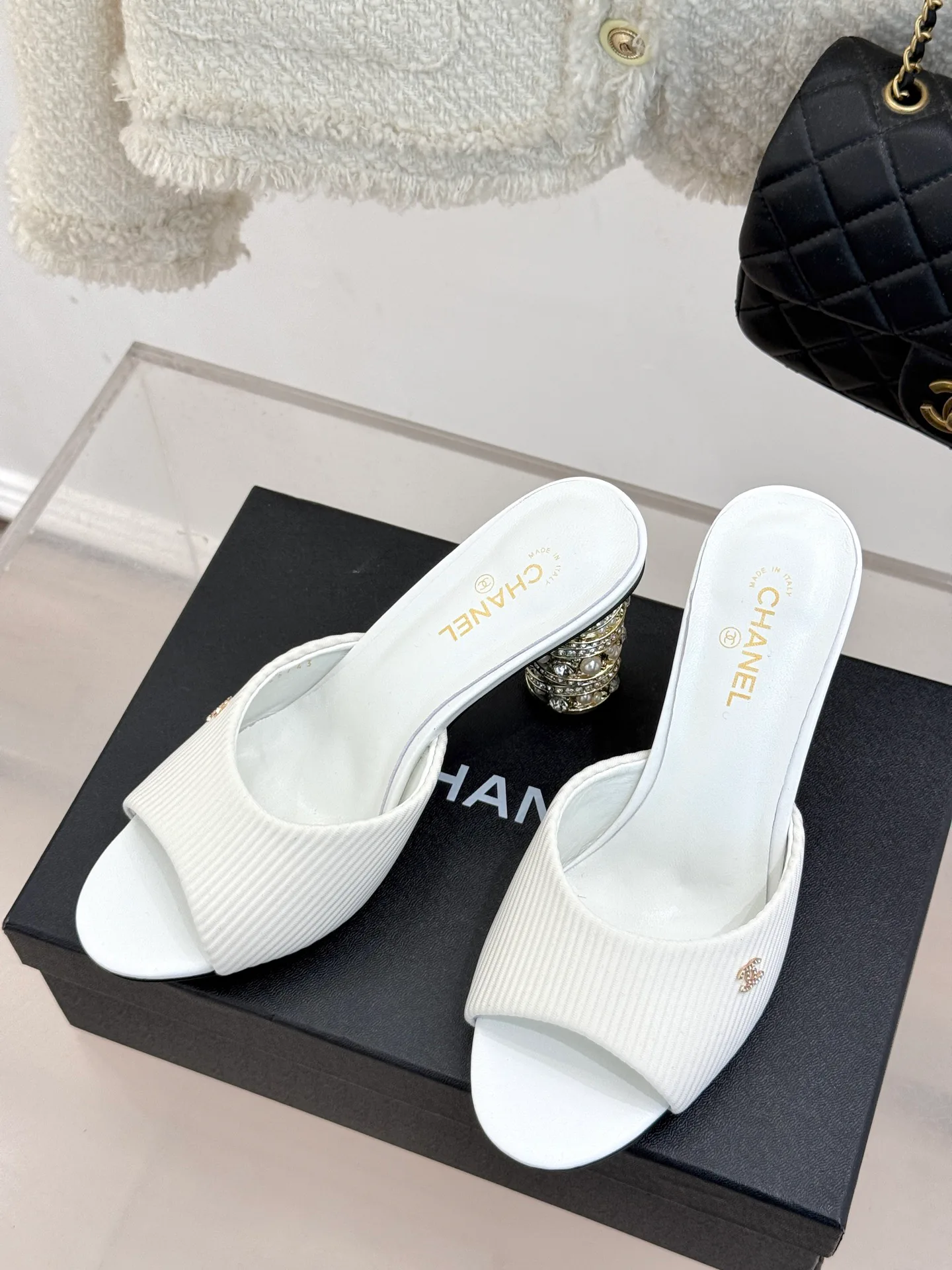 Туфли Женские Chanel 12330968