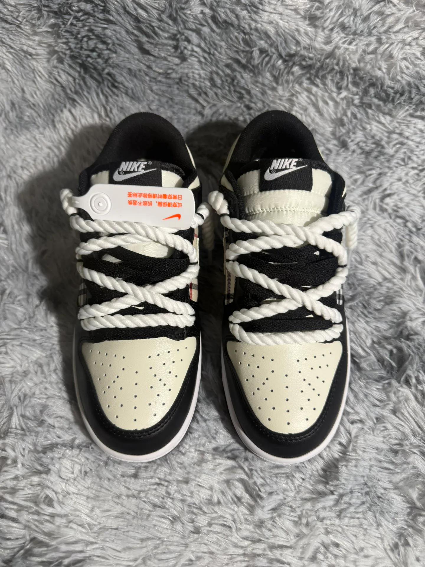 Кроссовки Женские Nike